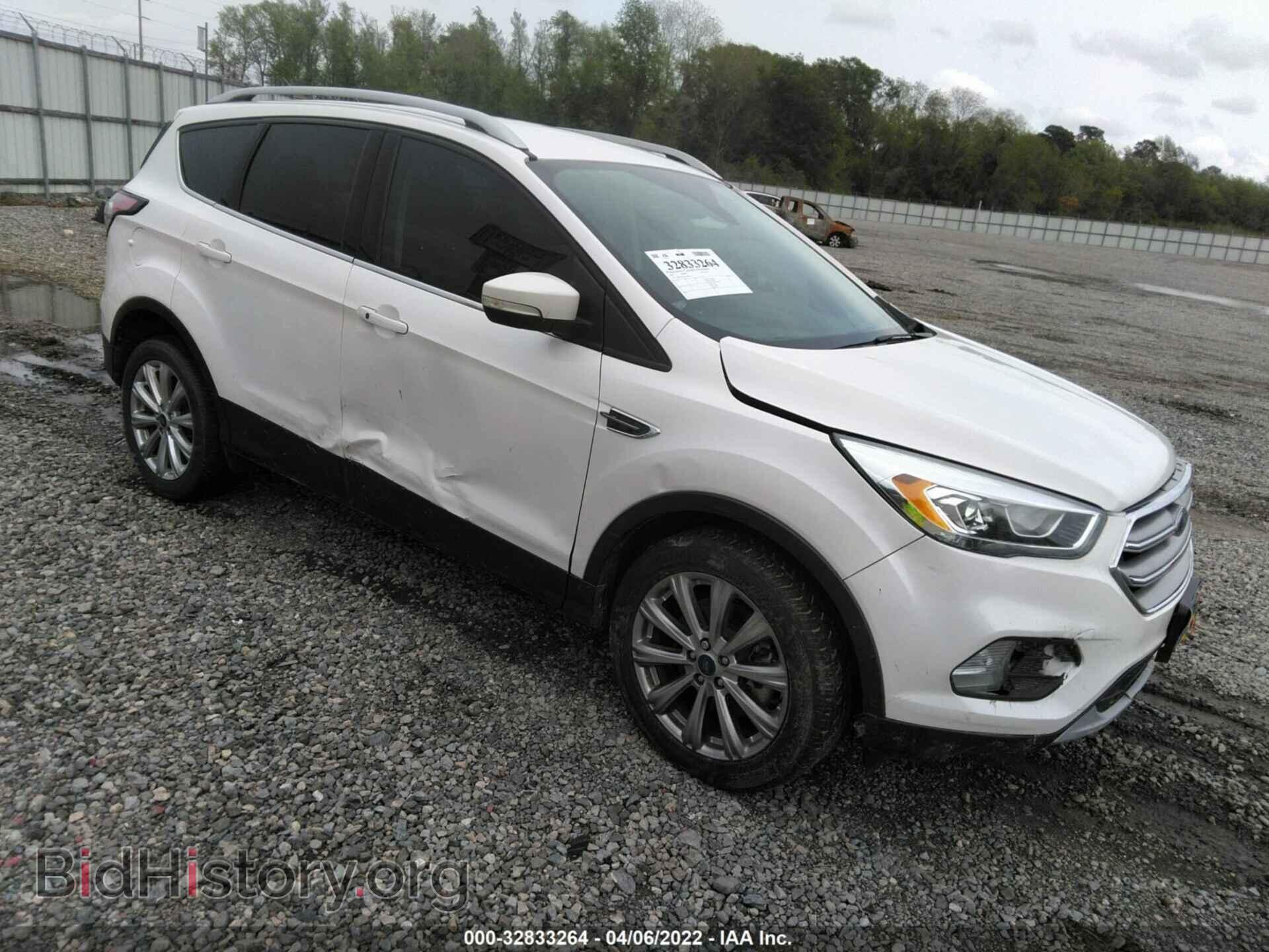 Фотография 1FMCU0J93HUD58627 - FORD ESCAPE 2017