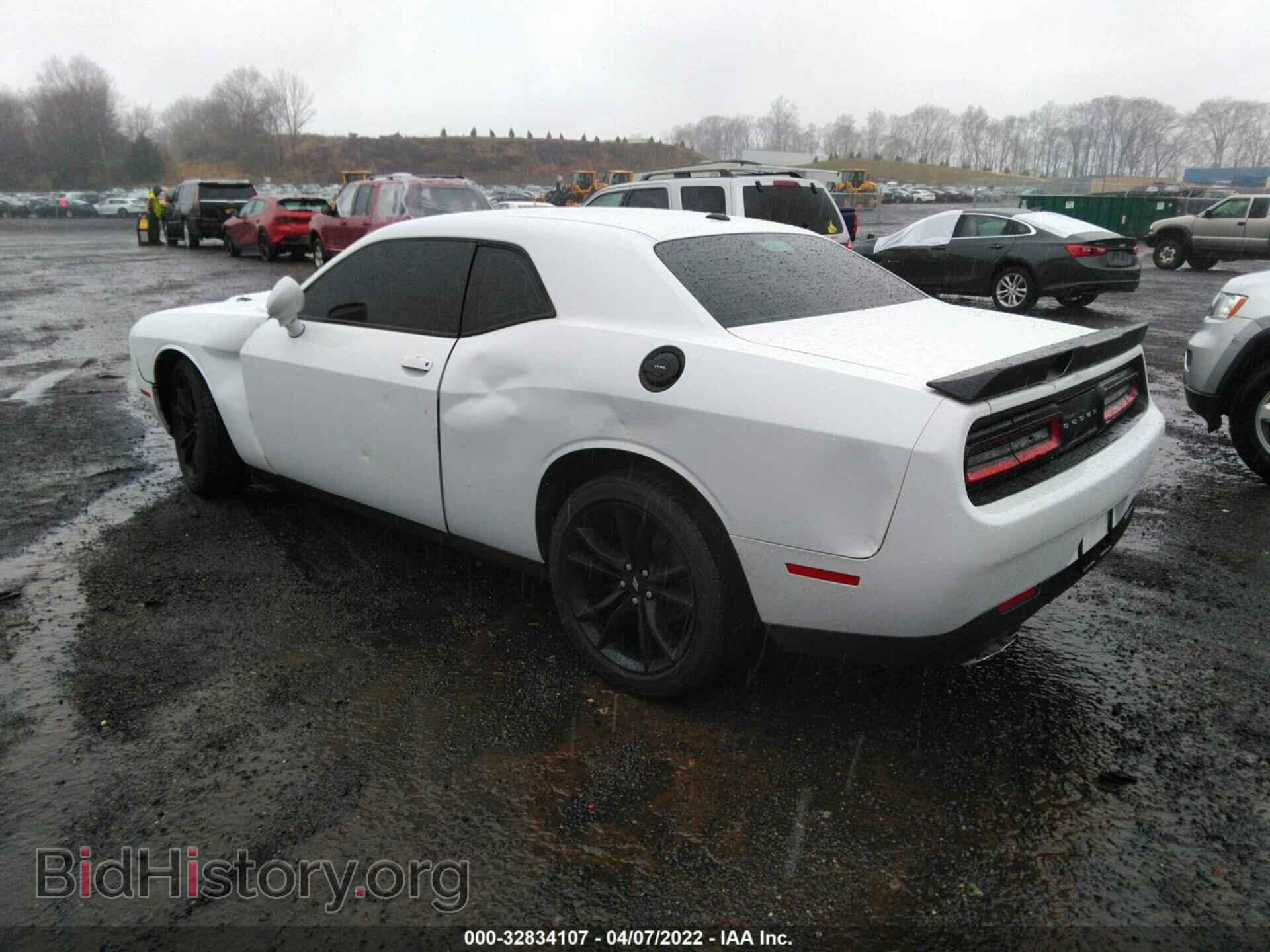 2018 DODGE CHALLENGER - VIN: 2C3CDZAG3JH332775 - Фото 3