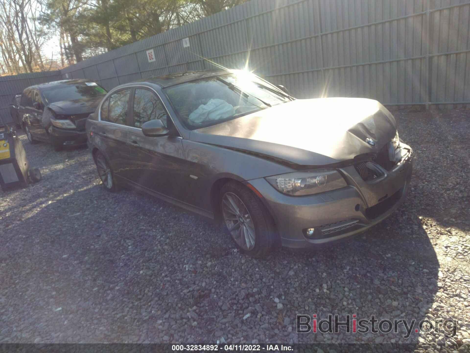 Photo WBAPN7C51BA782044 - BMW 3 SERIES 2011