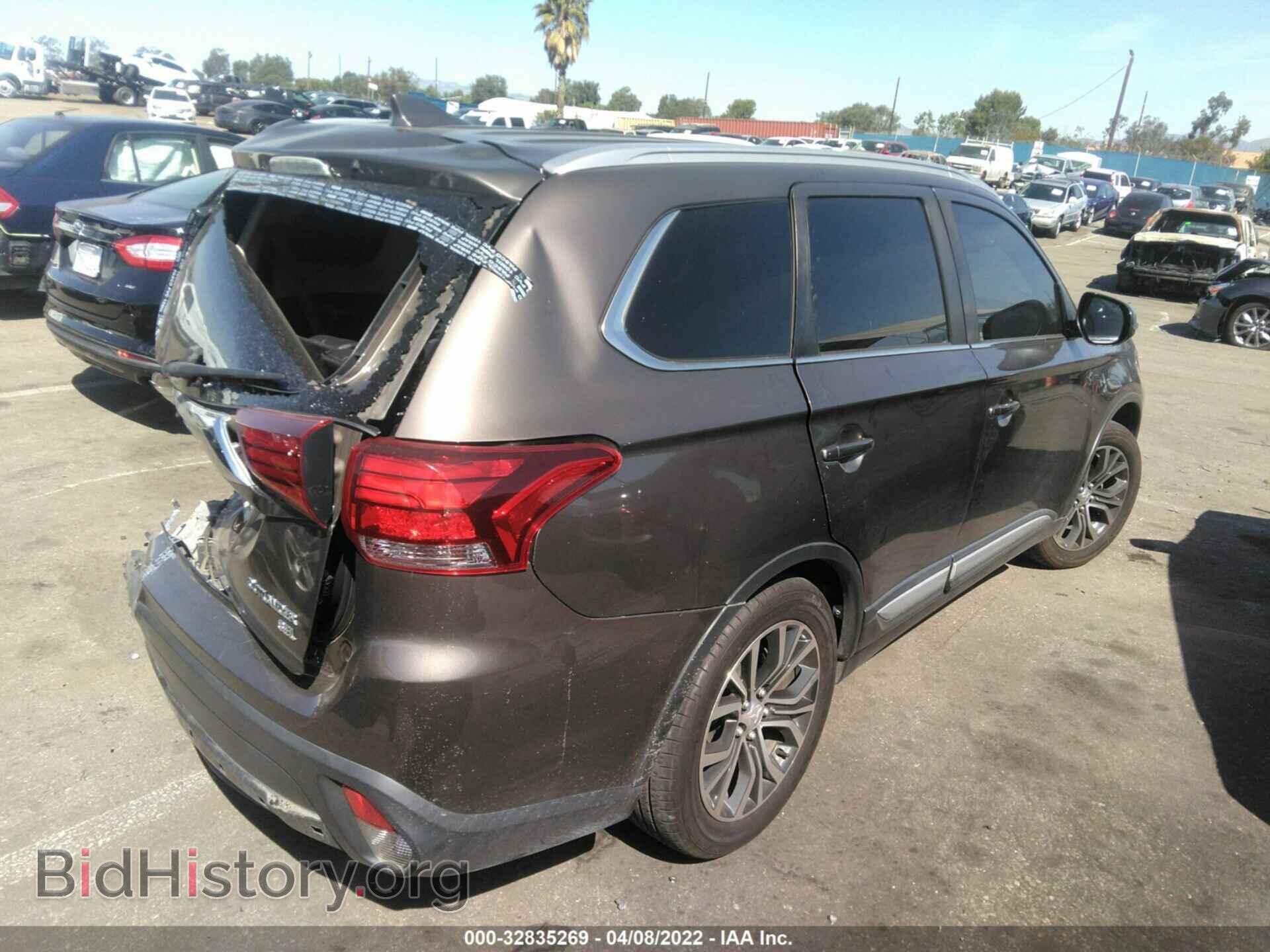 2017 MITSUBISHI OUTLANDER - VIN: JA4AD3A33HZ065249 - Фото 4