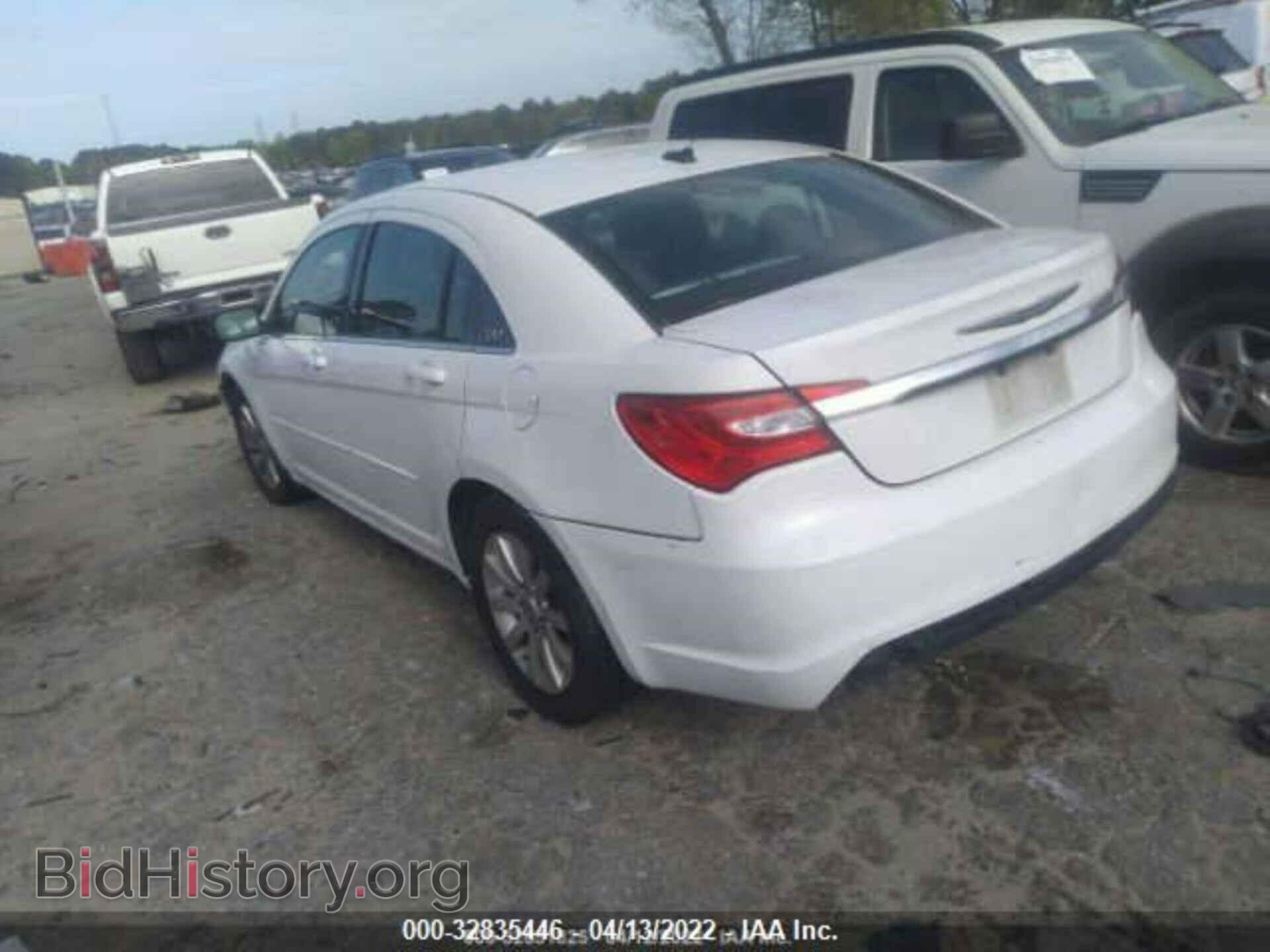 2013 CHRYSLER 200 - VIN: 1C3CCBBB3DN559246 - Фото 3