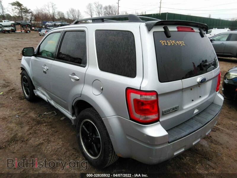 2010 Ford ESCAPE (VIN 1FMCU9D79AKB08096) — фото 3 из 11