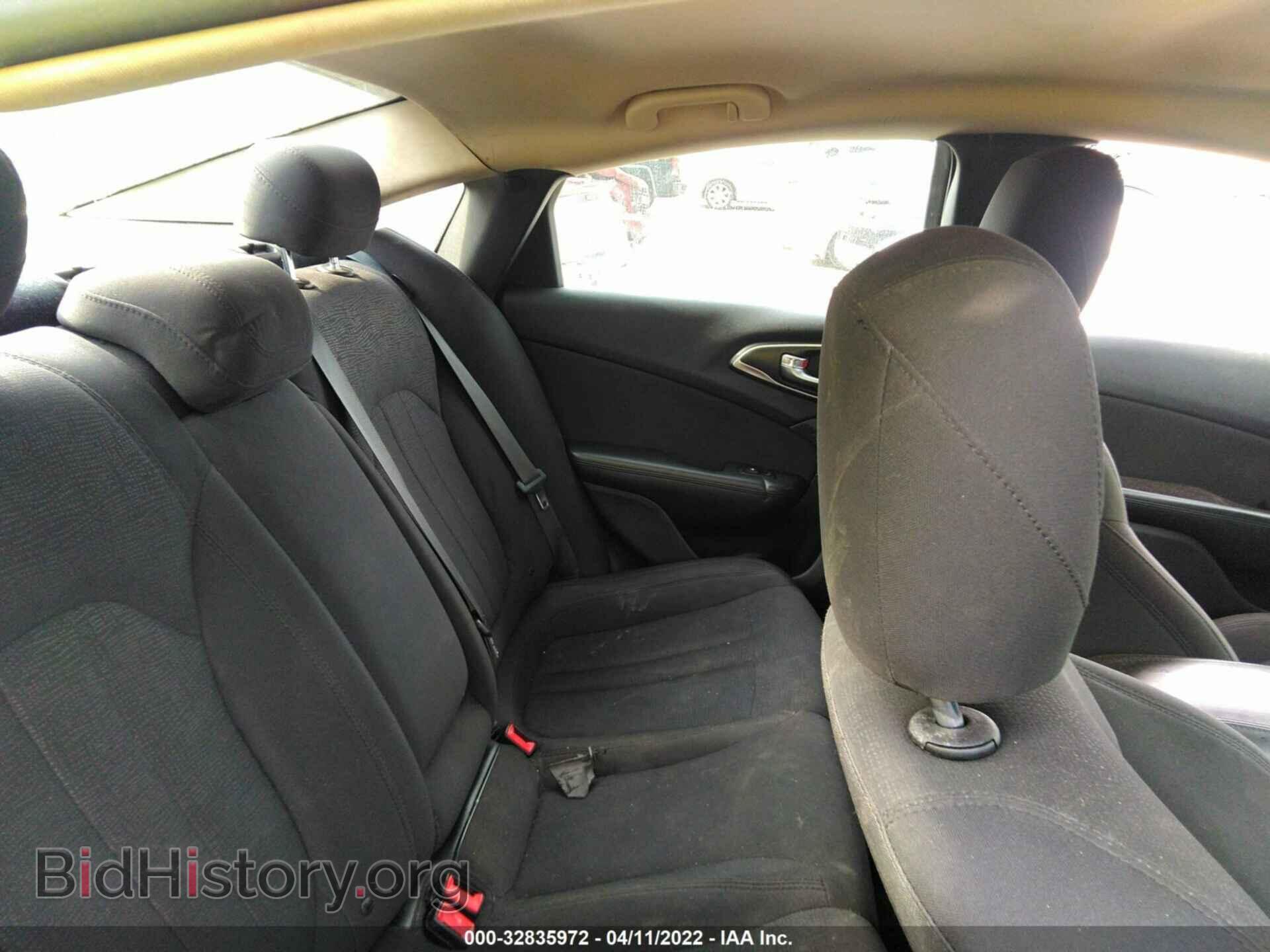 2016 CHRYSLER 200 - VIN: 1C3CCCAB2GN148707 - Фото 8