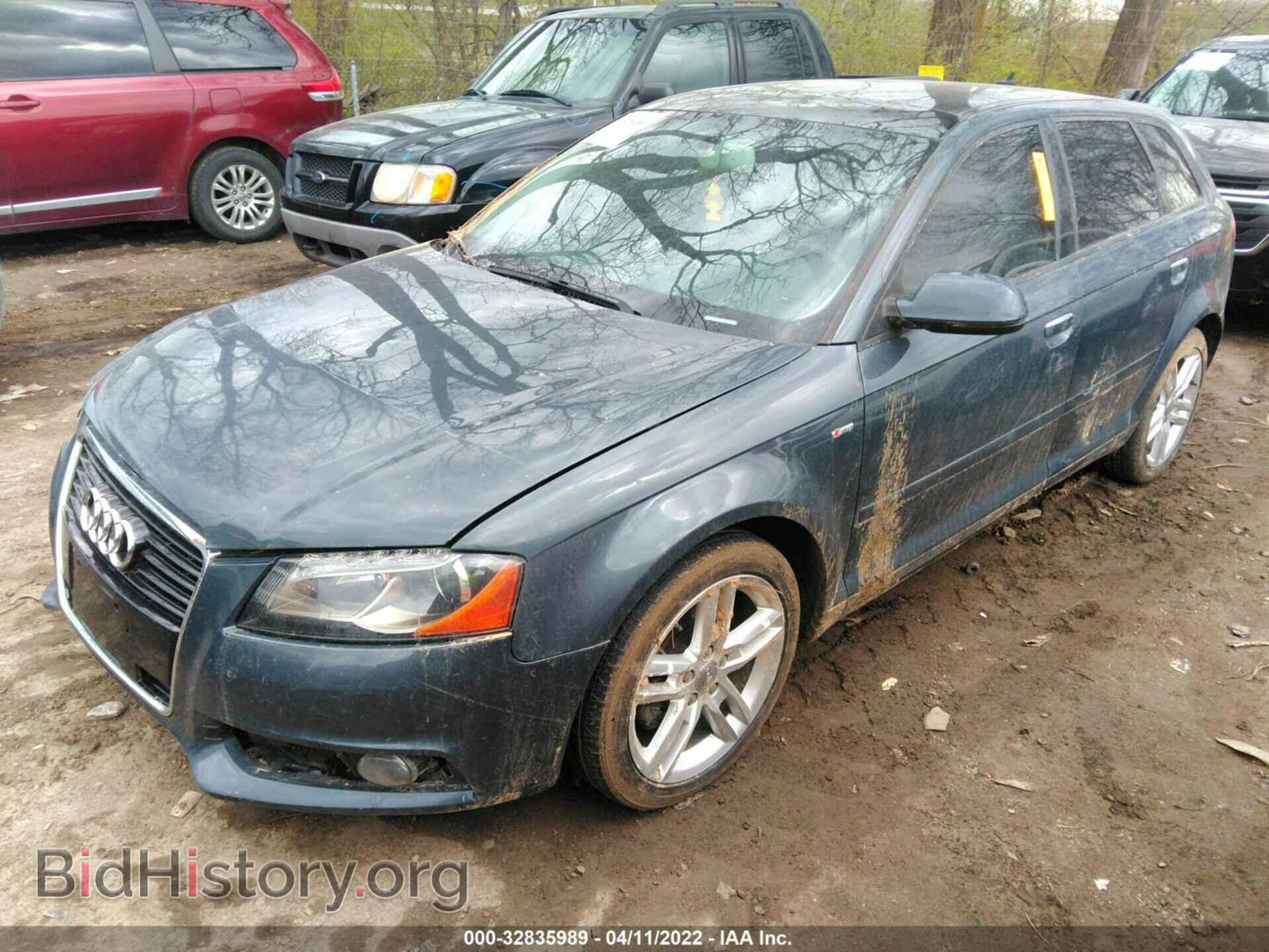 2011 AUDI A3 - VIN: WAUKJAFM0BA036674 - Фото 2