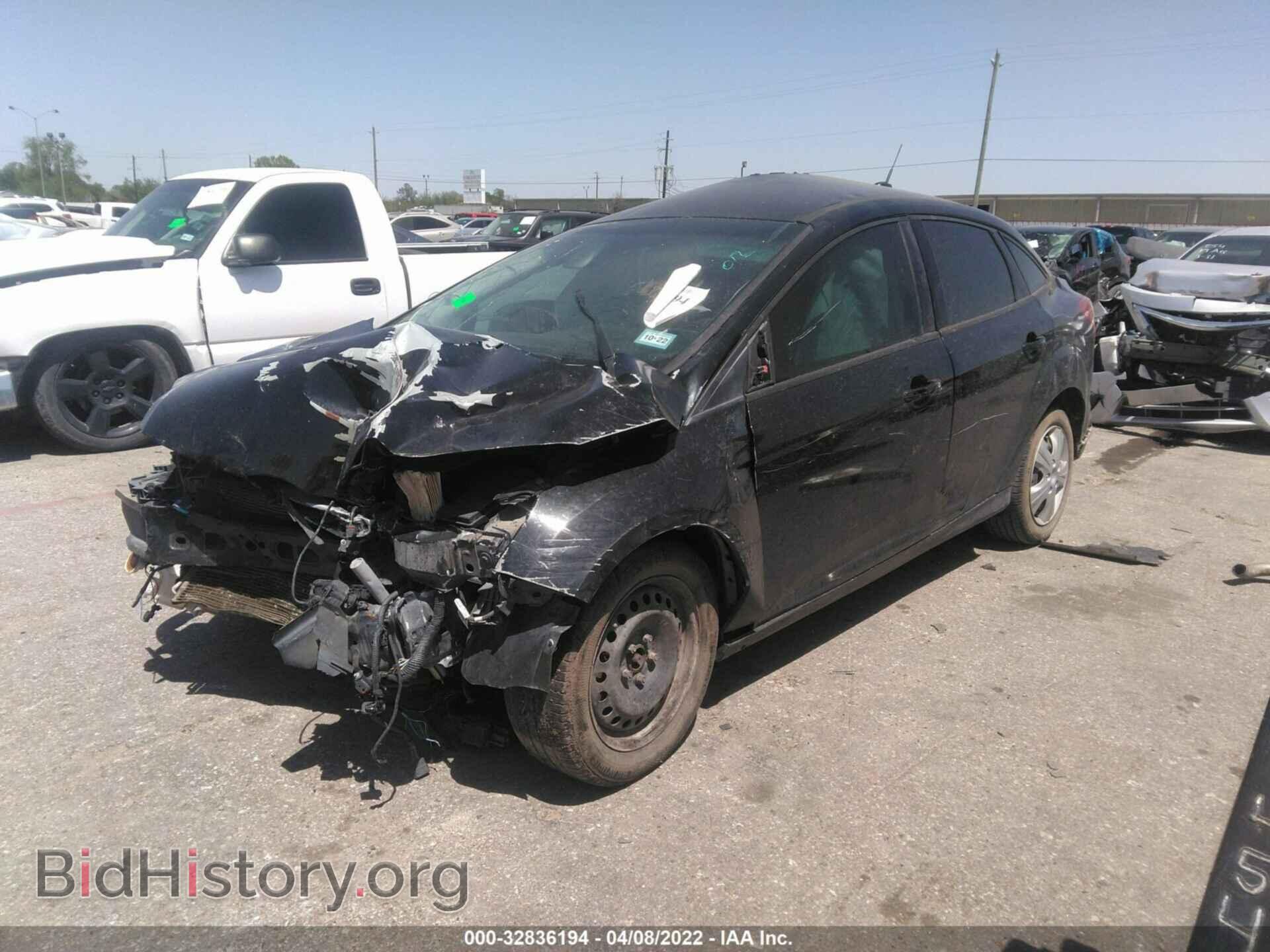 2012 FORD FOCUS - VIN: 1FAHP3F23CL320656 - Фото 2