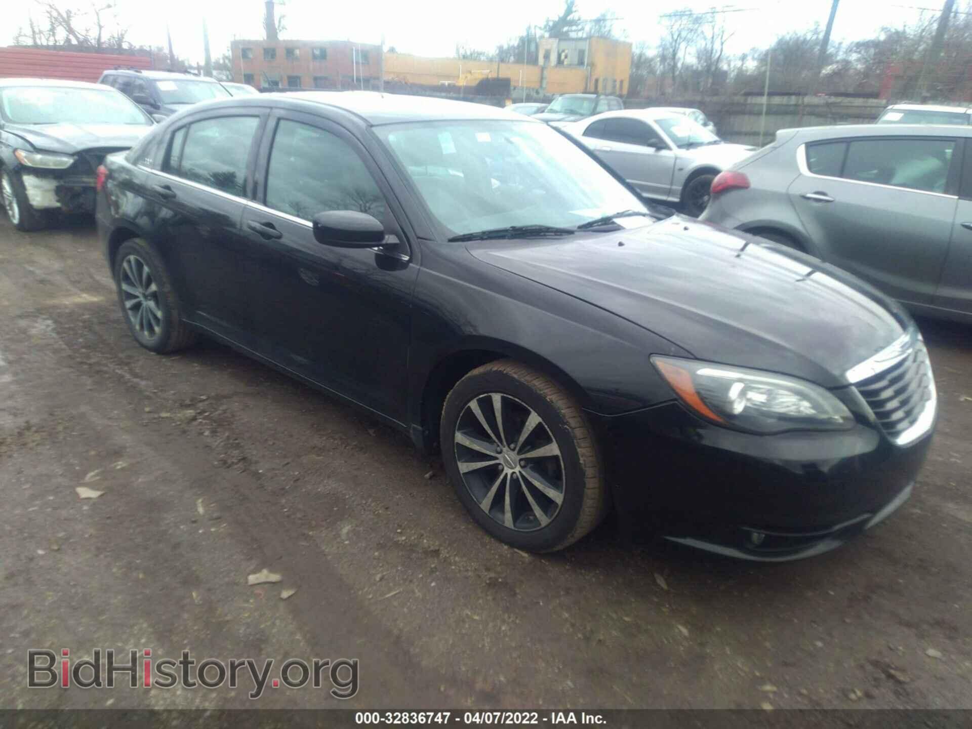 Photo 1C3CCBCG4DN679616 - CHRYSLER 200 2013