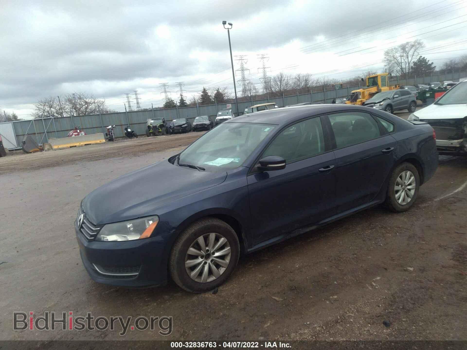 2012 VOLKSWAGEN PASSAT - VIN: 1VWAP7A39CC078570 - Фото 2