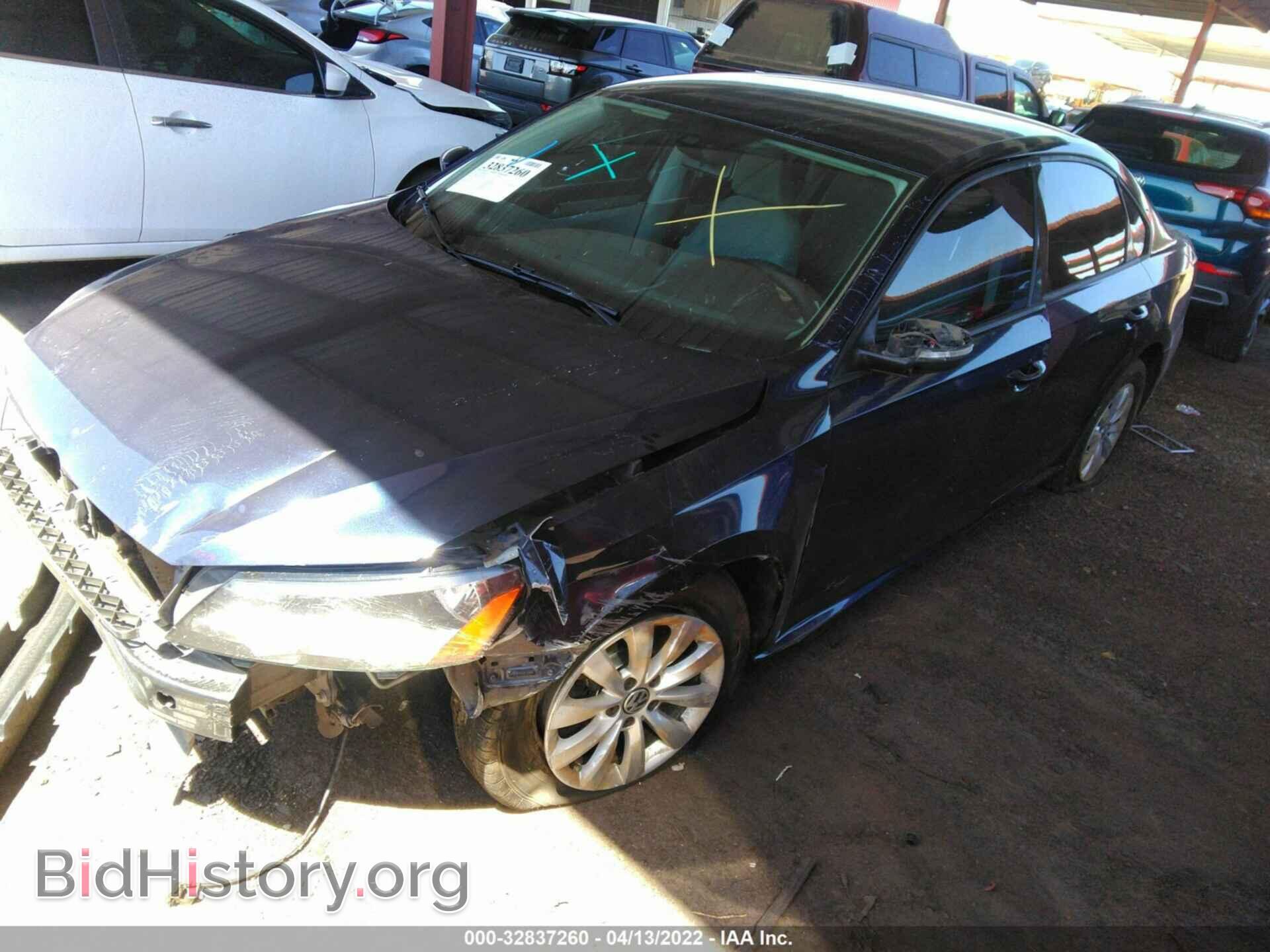 2013 VOLKSWAGEN PASSAT - VIN: 1VWAP7A33DC053035 - Фото 2