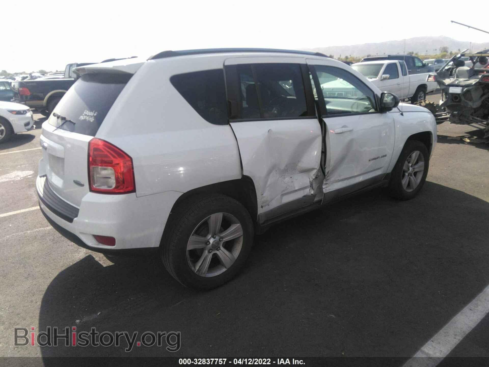2011 JEEP COMPASS - VIN: 1J4NT1FB6BD137929 - Фото 4