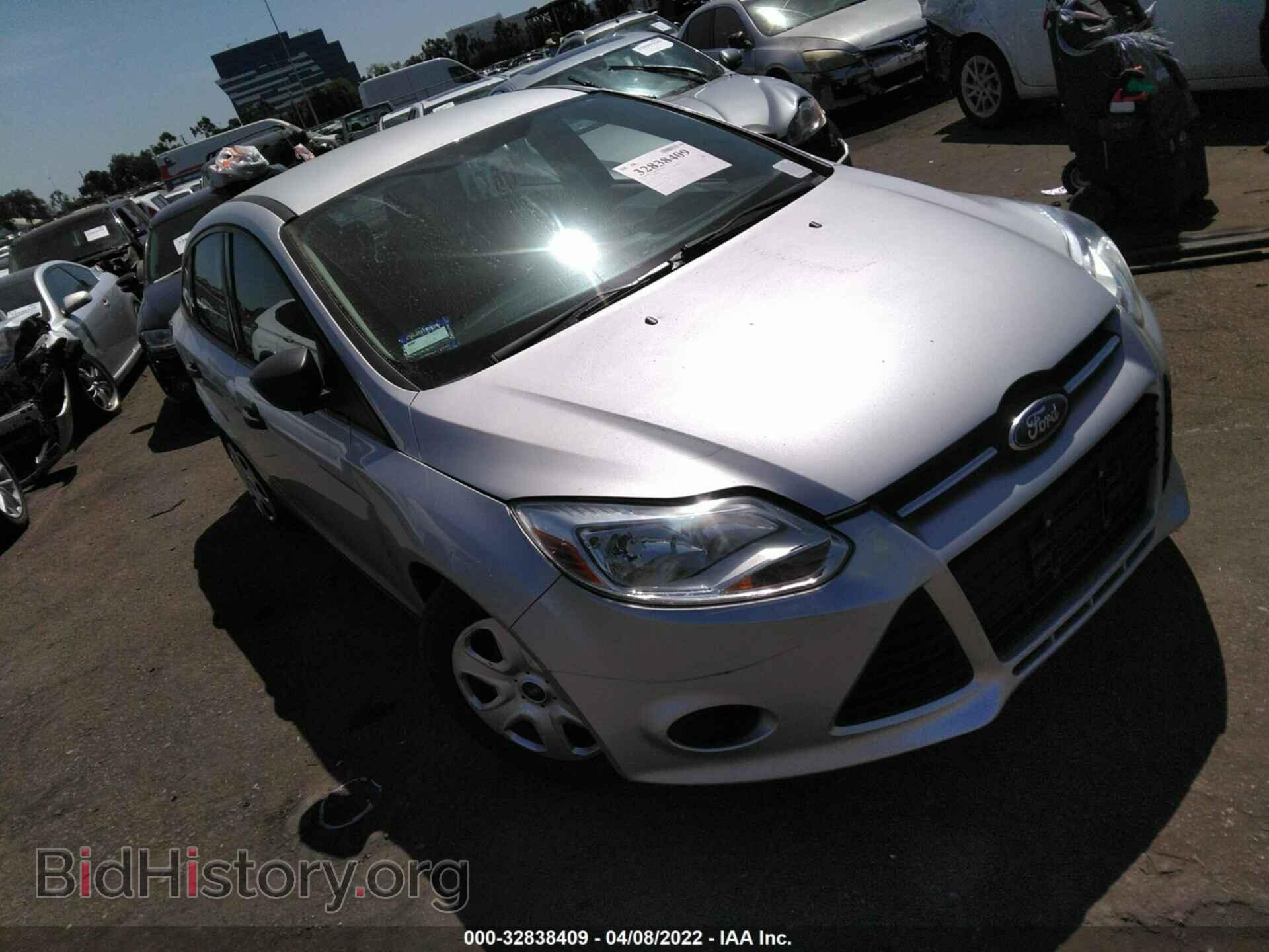 Photo 1FAHP3E25CL120072 - FORD FOCUS 2012
