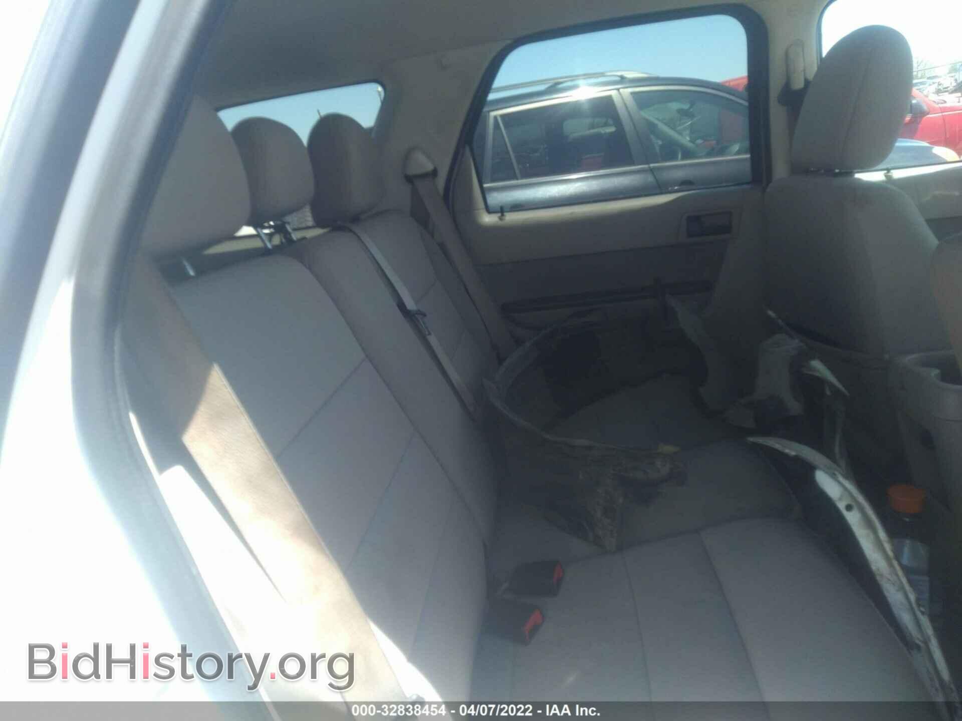 2010 FORD ESCAPE - VIN: 1FMCU0DG0AKC73997 - Фото 8