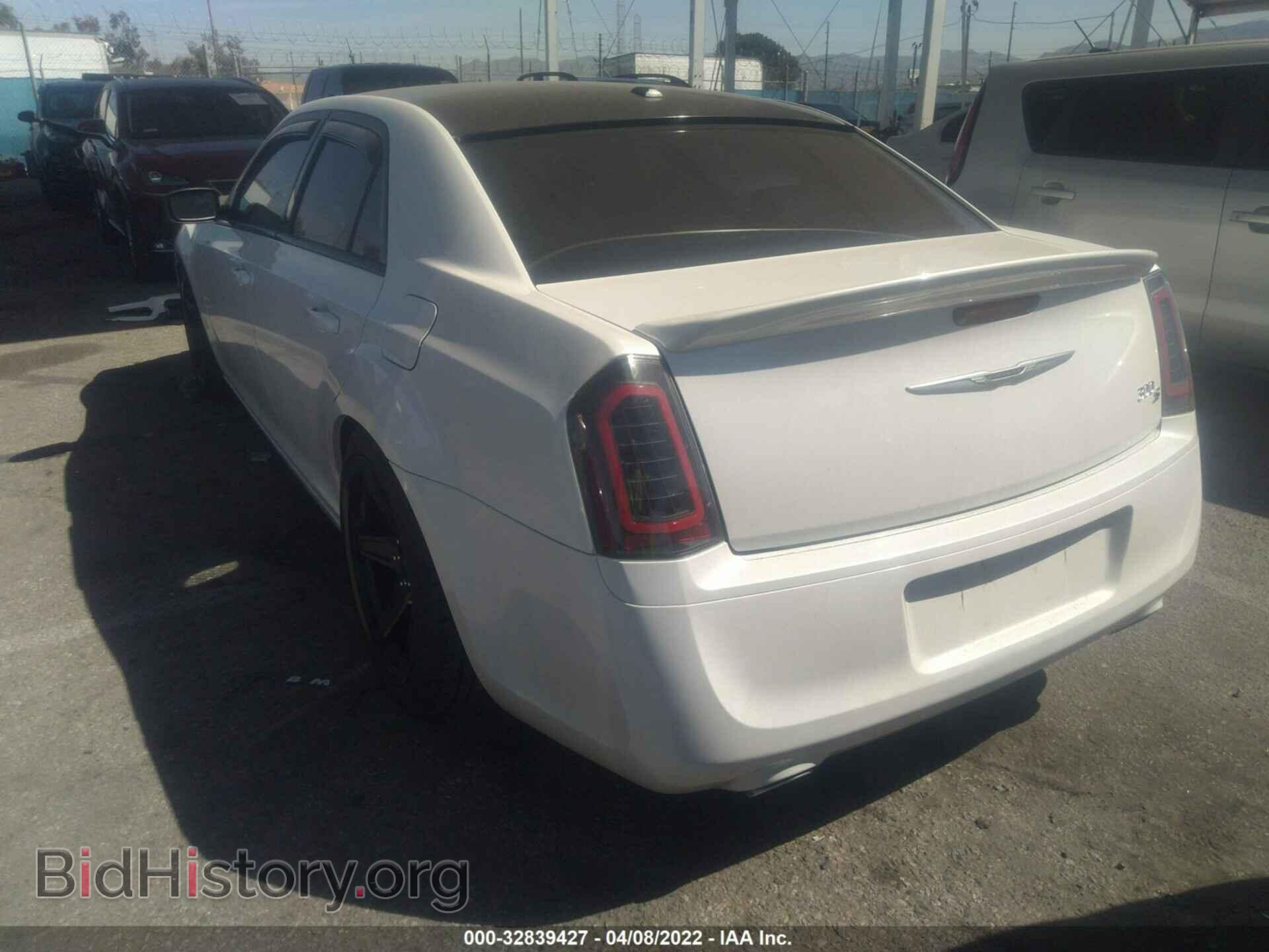 2014 CHRYSLER 300 - VIN: 2C3CCABG6EH135981 - Фото 3