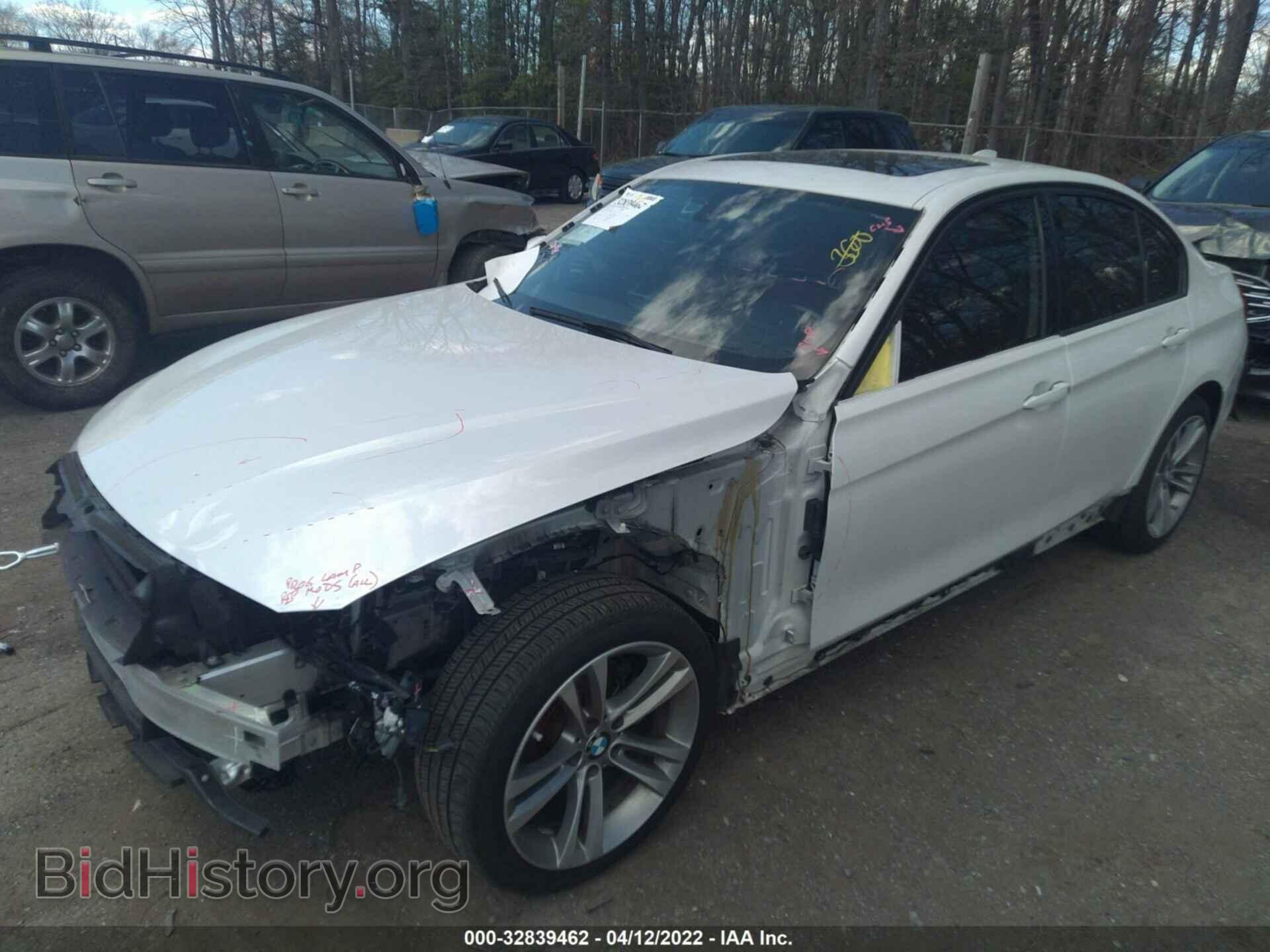 2016 BMW 3 SERIES - VIN: WBA8E3G57GNU05645 - Фото 2