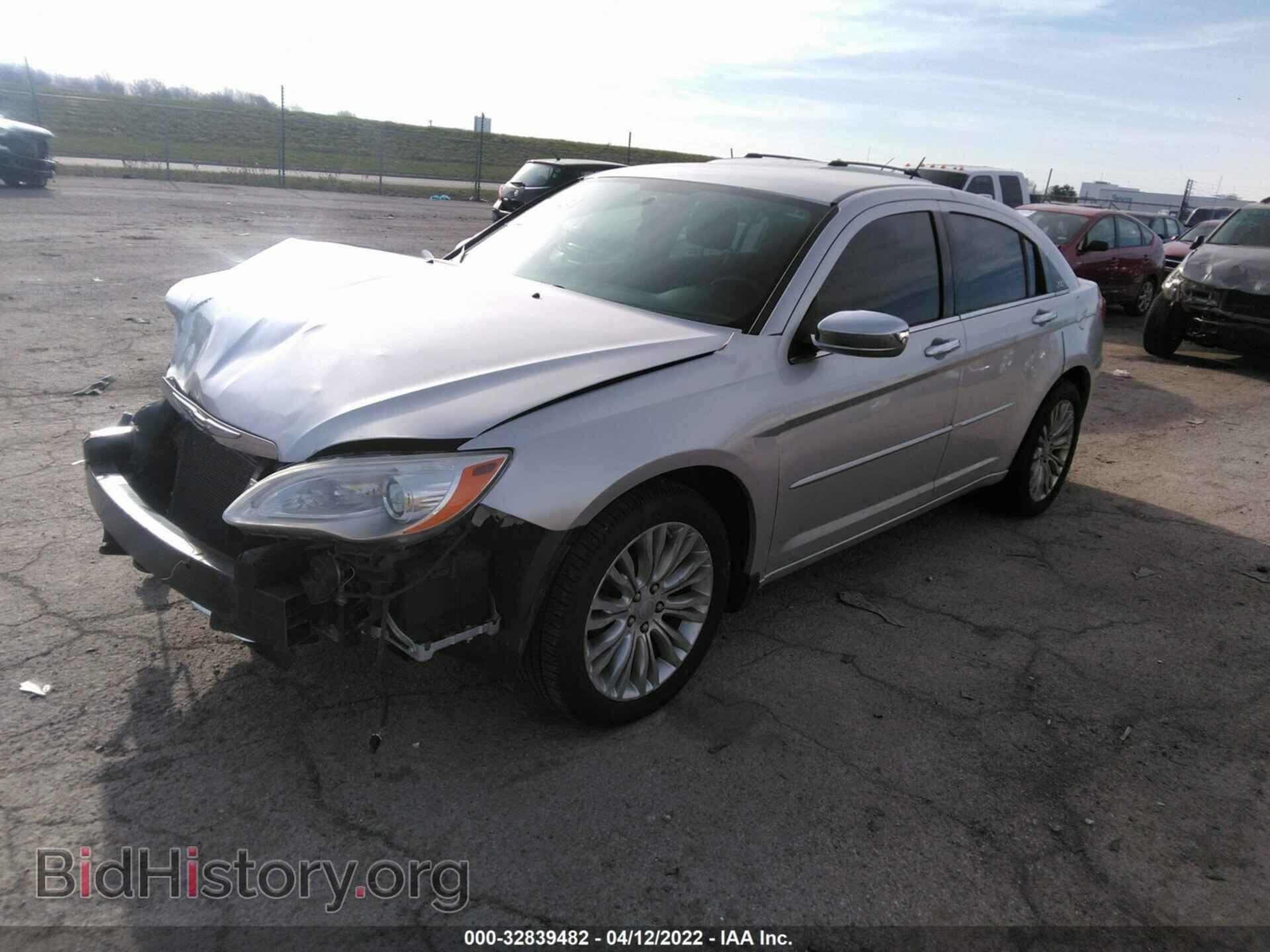 2012 CHRYSLER 200 - VIN: 1C3CCBCB4CN207631 - Фото 2