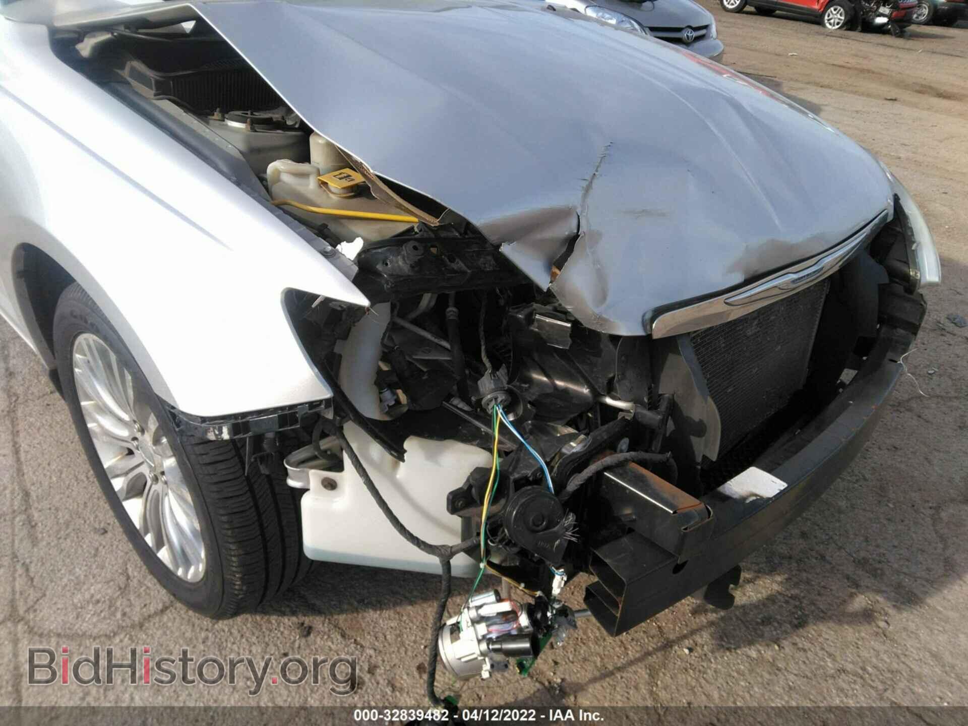 2012 CHRYSLER 200 - VIN: 1C3CCBCB4CN207631 - Фото 6