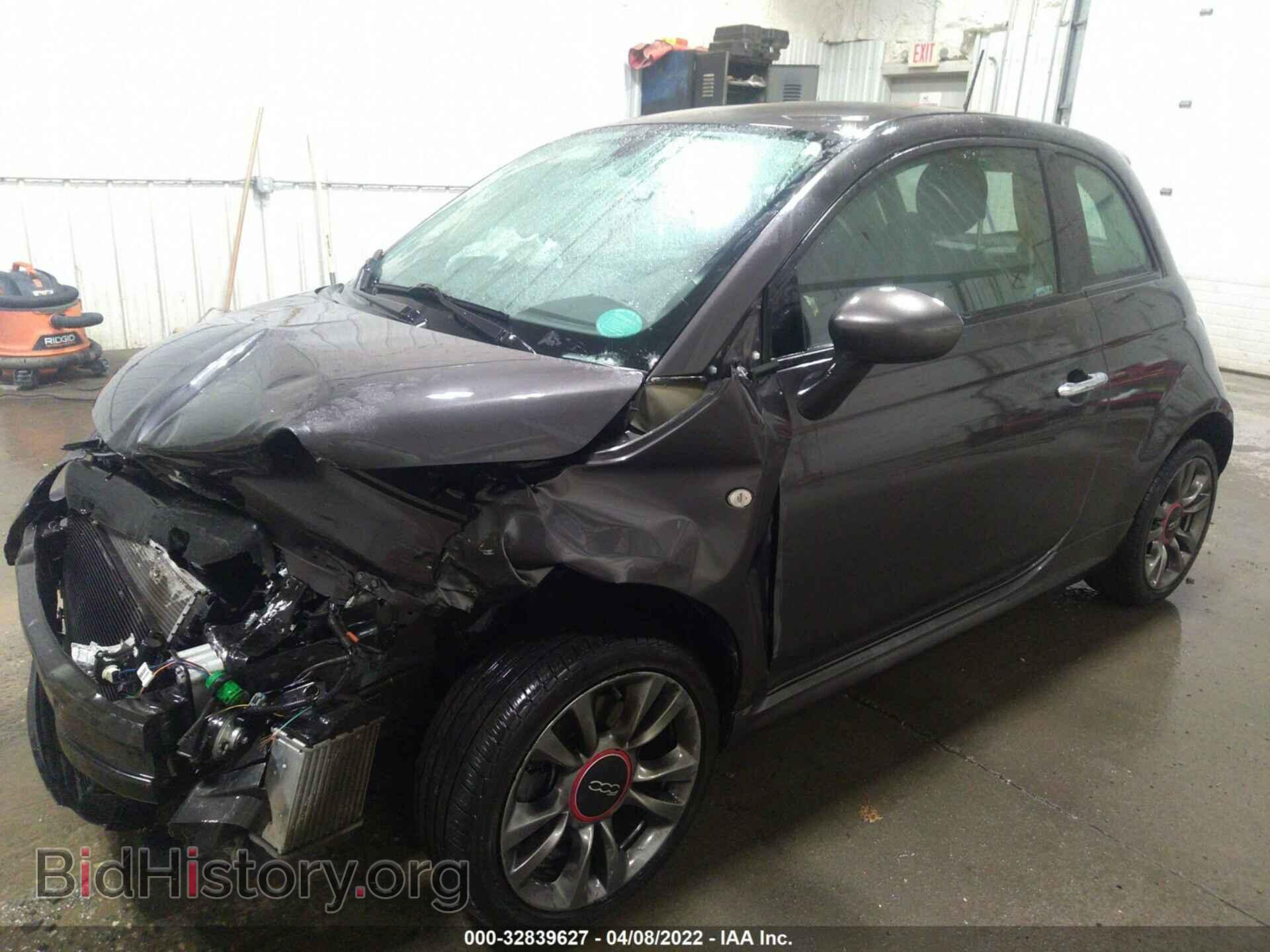 2018 FIAT 500 - VIN: 3C3CFFKH6JT414636 - Фото 2