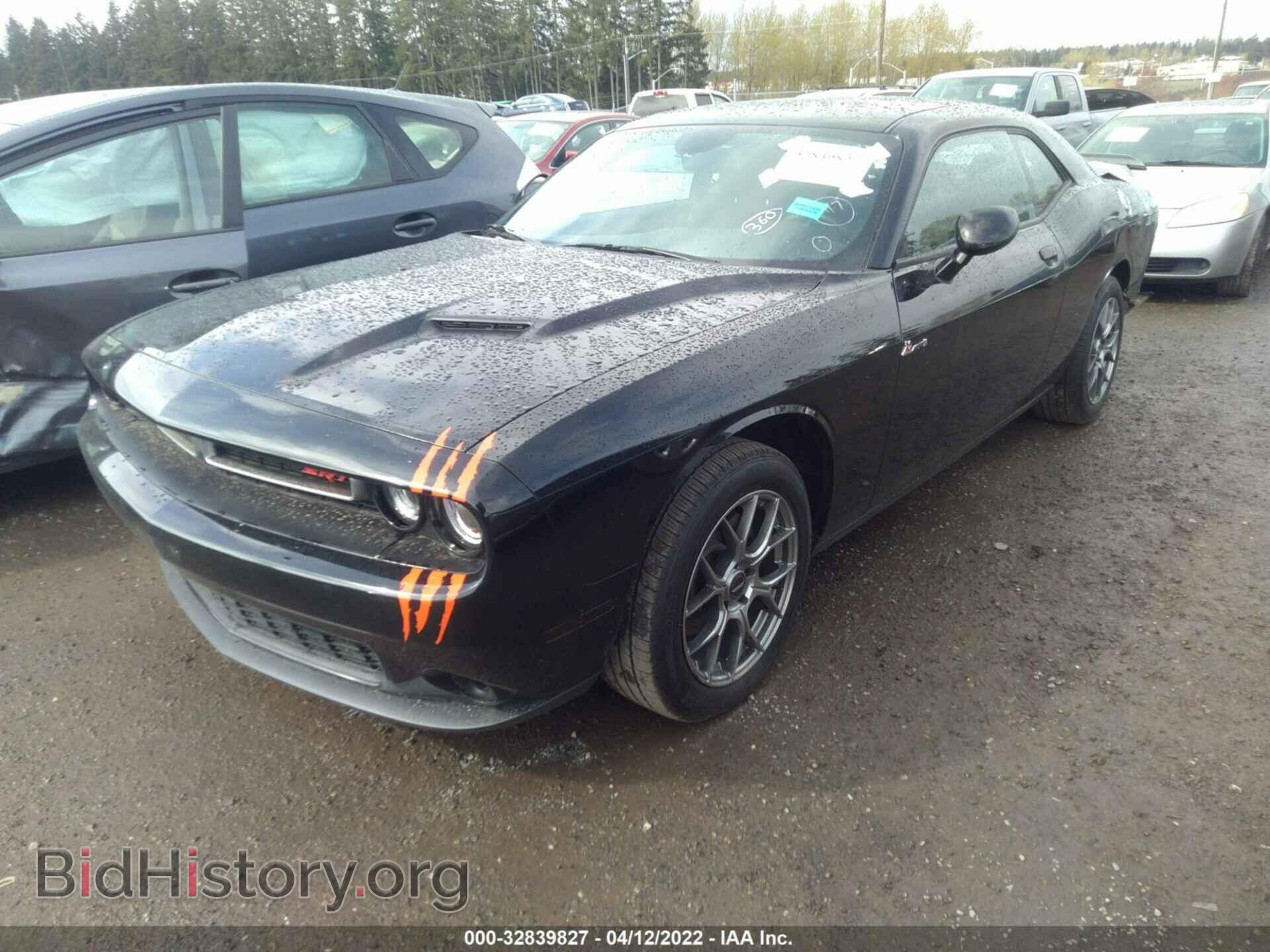 2019 DODGE CHALLENGER - VIN: 2C3CDZAG3KH747984 - Photo 2
