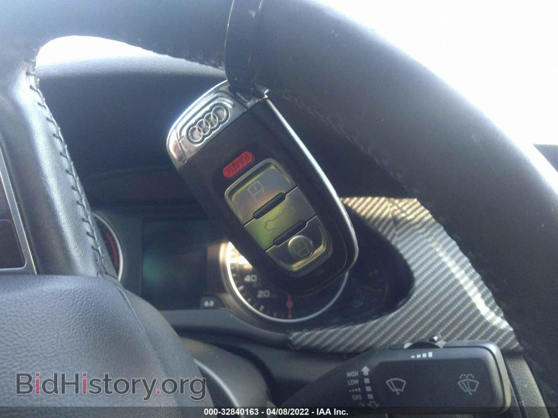 2012 AUDI A4 - VIN: WAUDFAFL8CN000579 - Фото 11