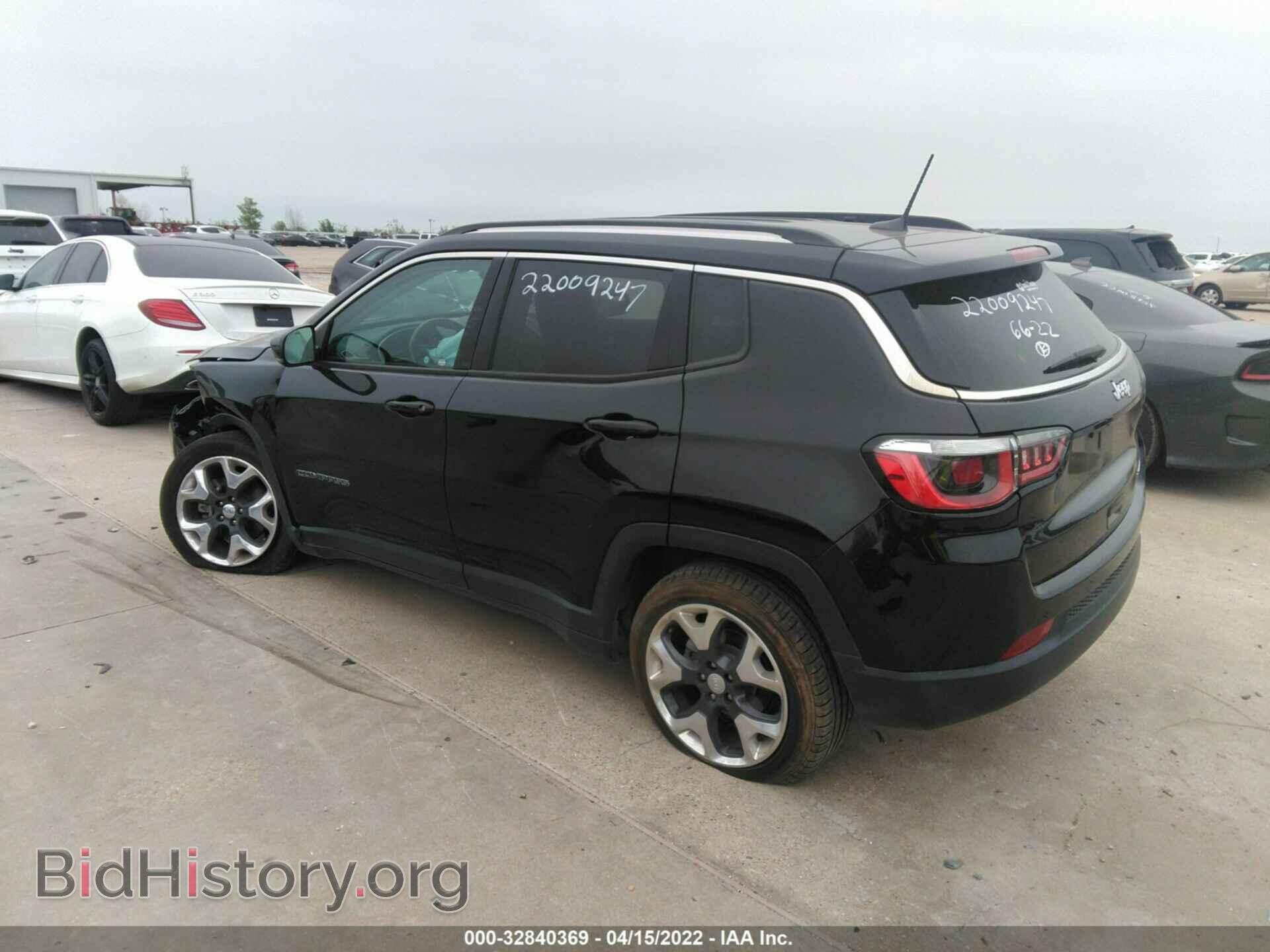 2019 JEEP COMPASS - VIN: 3C4NJCCB4KT667242 - Фото 3