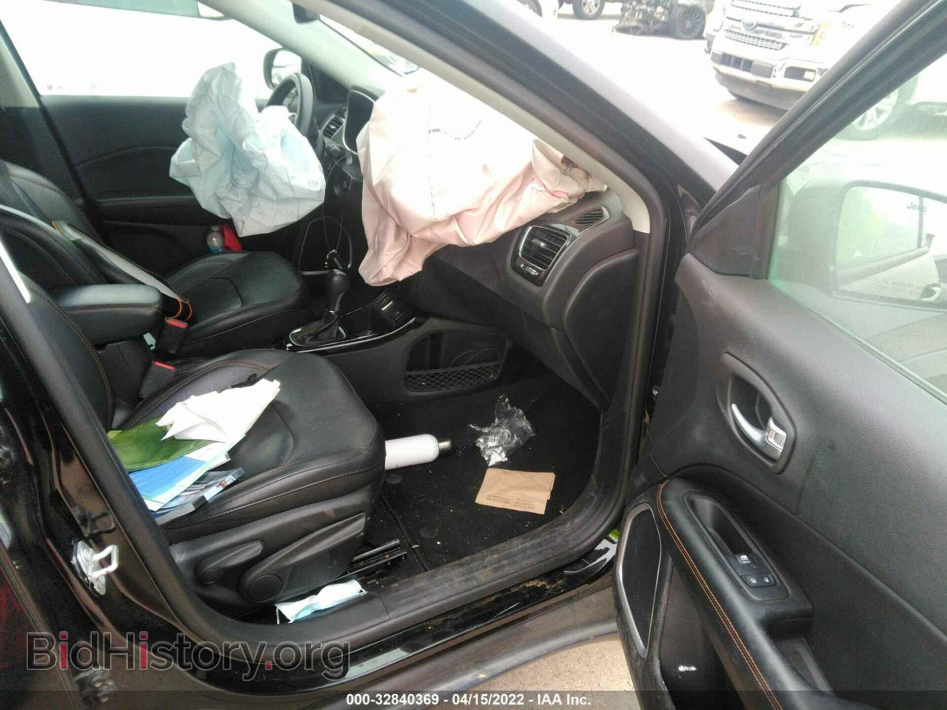 2019 JEEP COMPASS - VIN: 3C4NJCCB4KT667242 - Фото 5