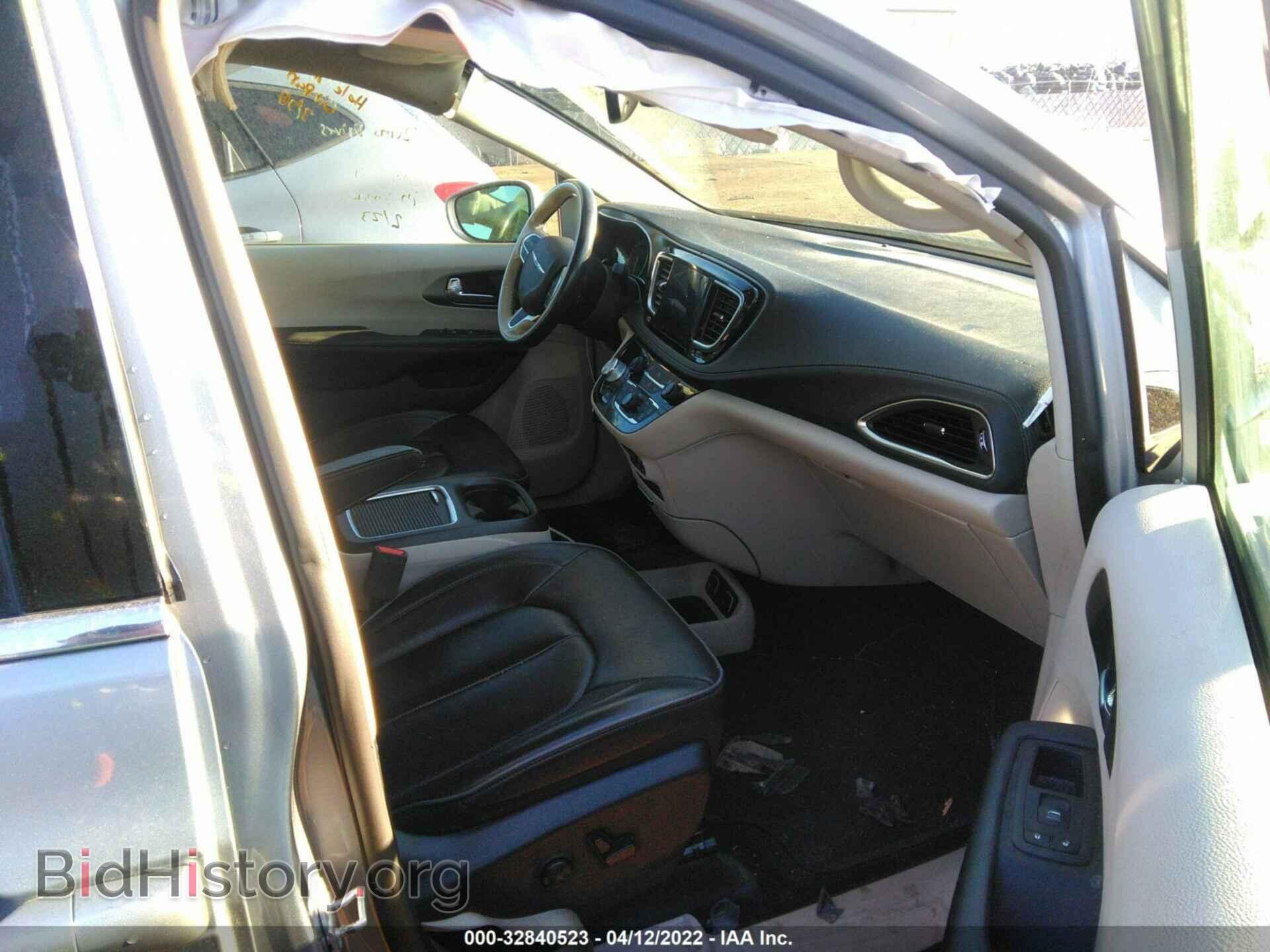 2019 CHRYSLER PACIFICA - VIN: 2C4RC1GG4KR657416 - Фото 5
