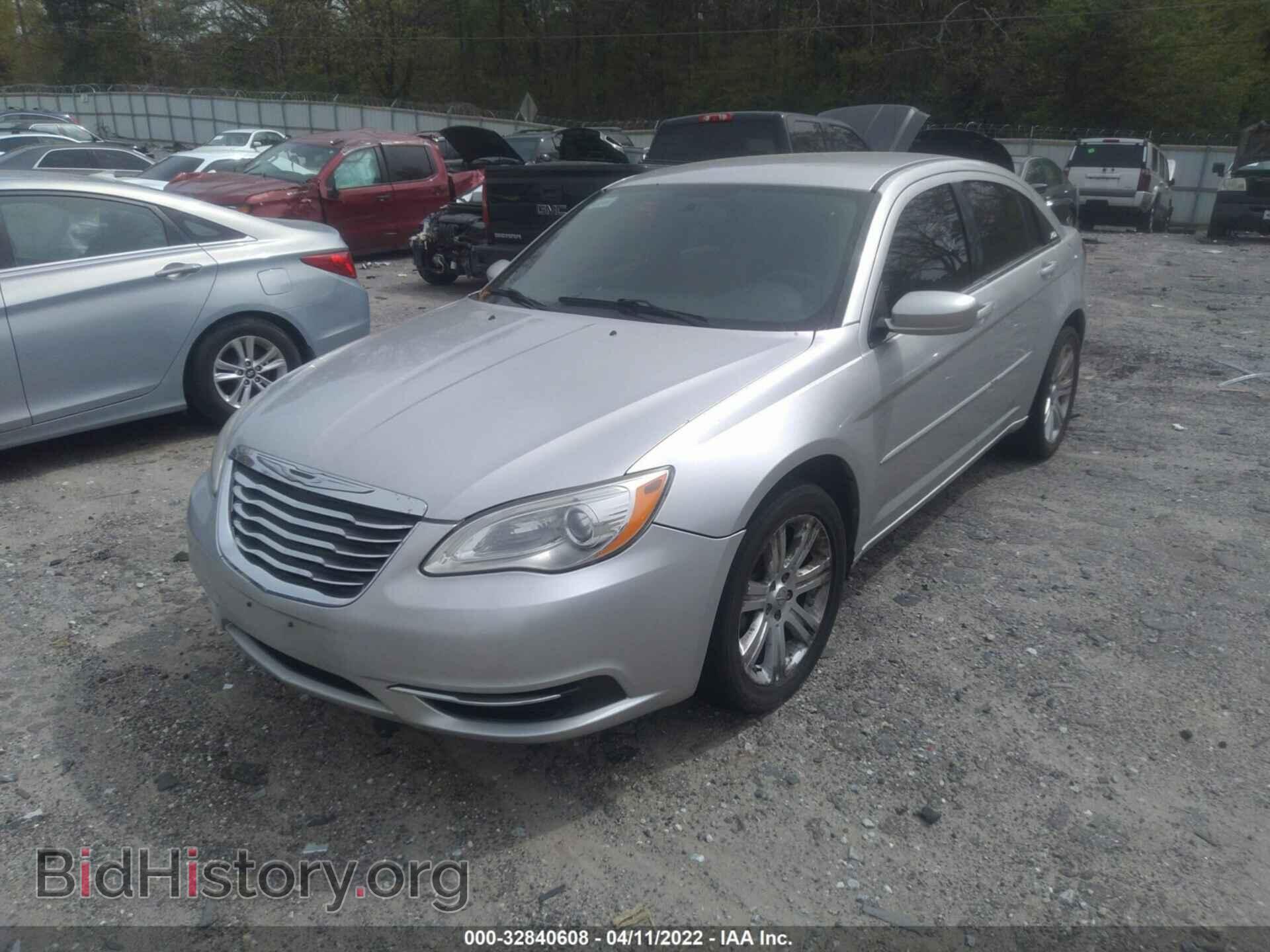 2012 CHRYSLER 200 - VIN: 1C3CCBAB2CN225760 - Фото 6