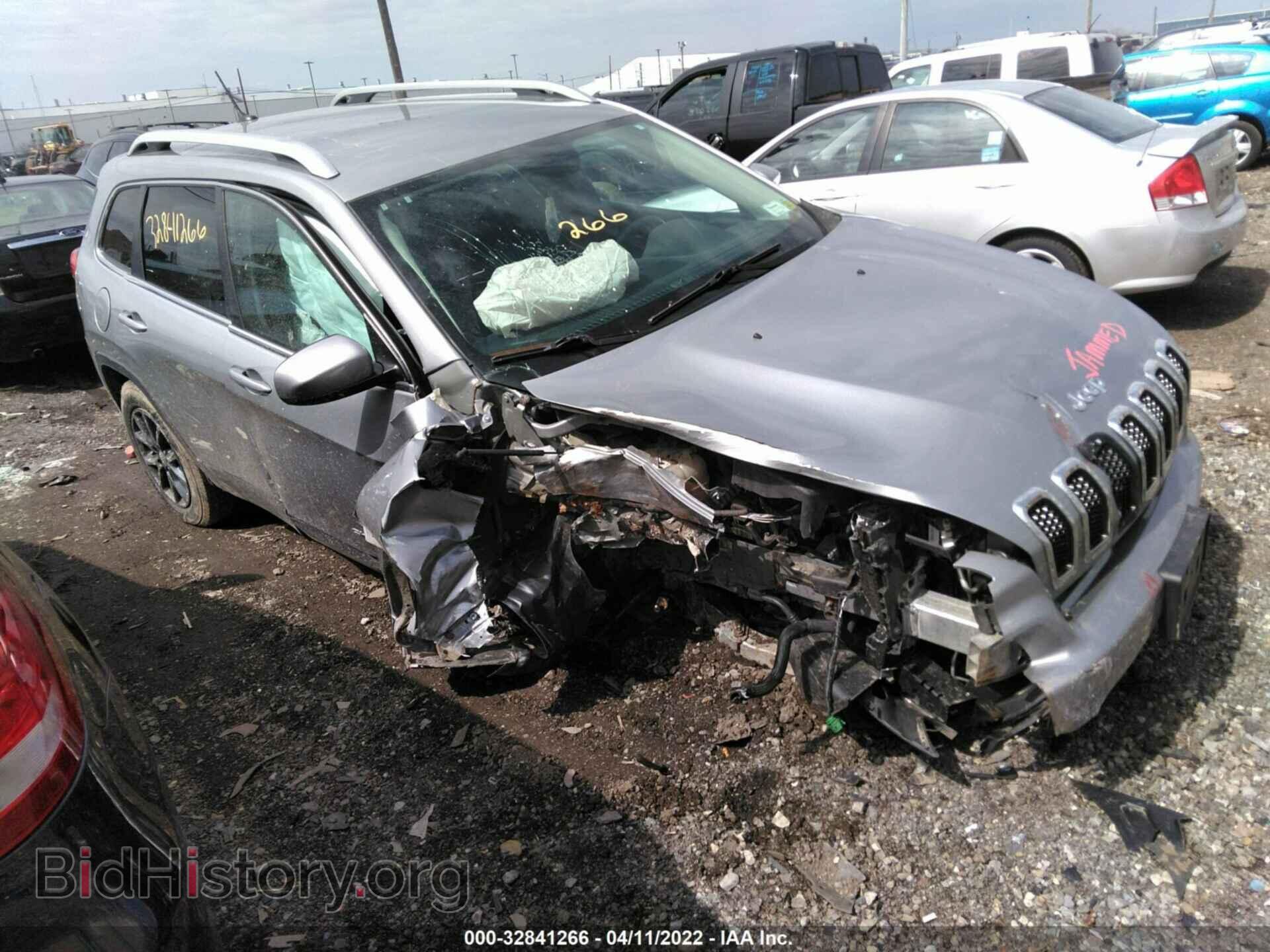 Photo 1C4PJMCB1HW506655 - JEEP CHEROKEE 2017