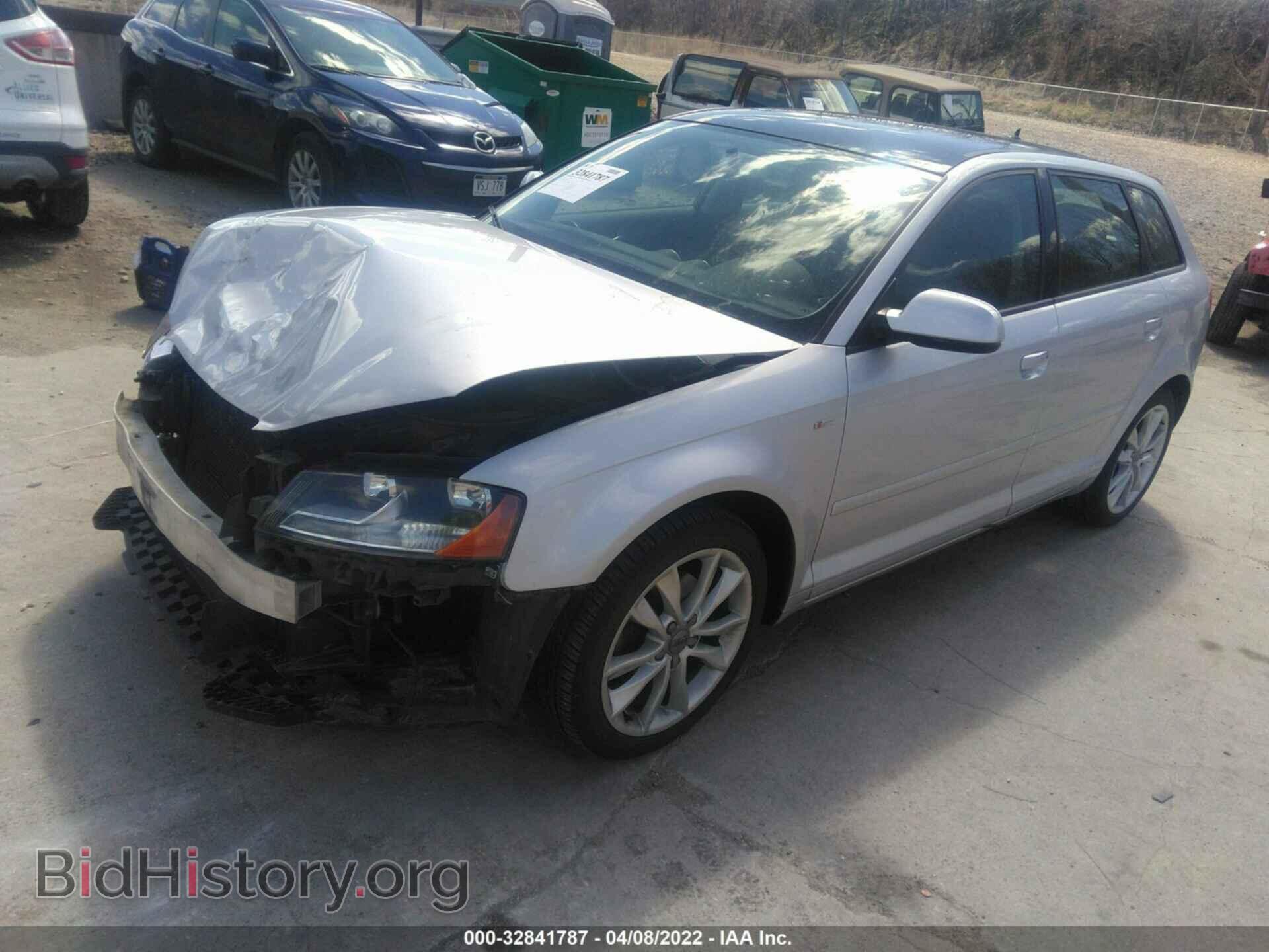 2012 AUDI A3 - VIN: WAUBJAFMXCA084345 - Photo 2