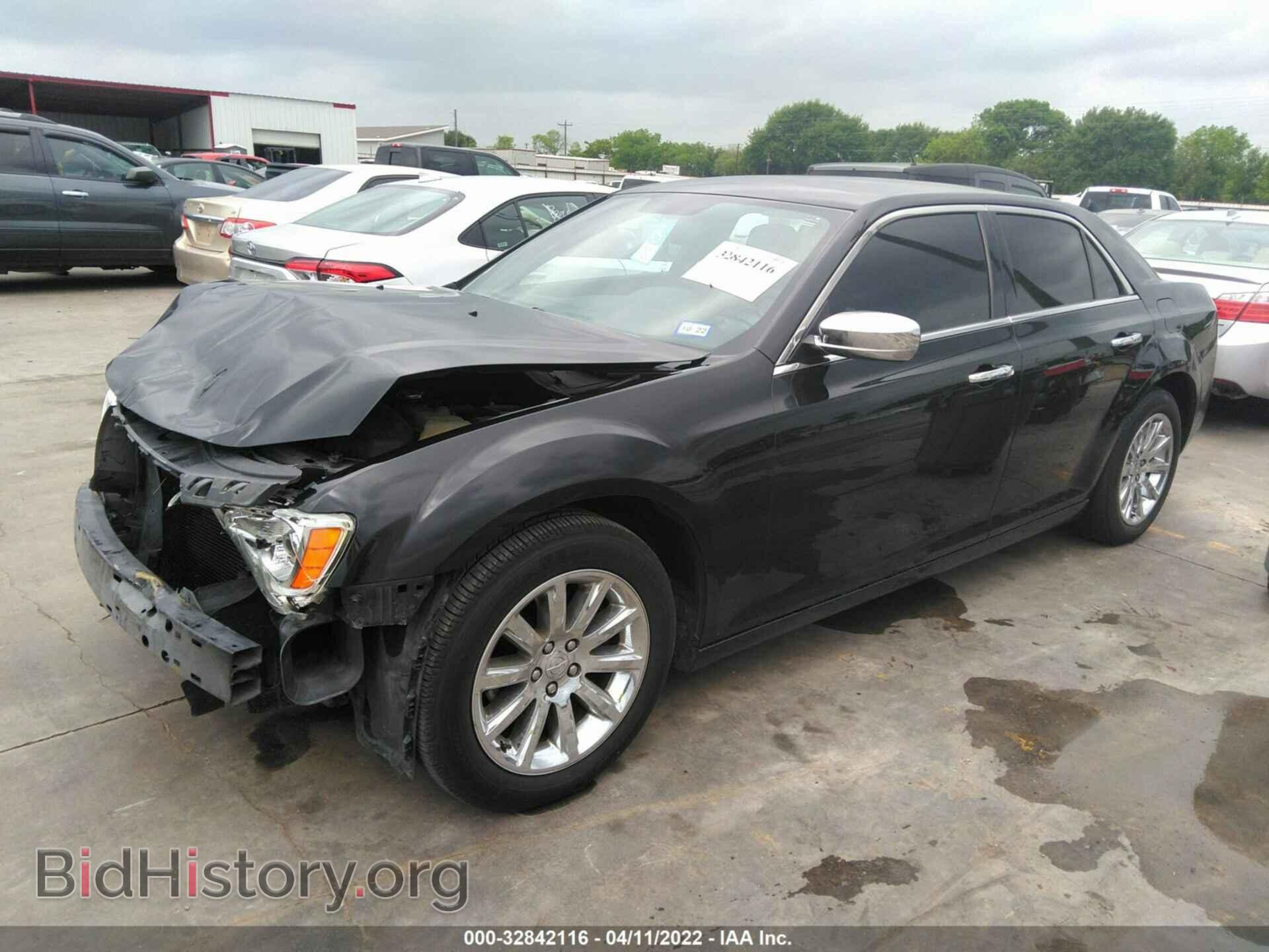 2012 CHRYSLER 300 - VIN: 2C3CCACG9CH165245 - Photo 2