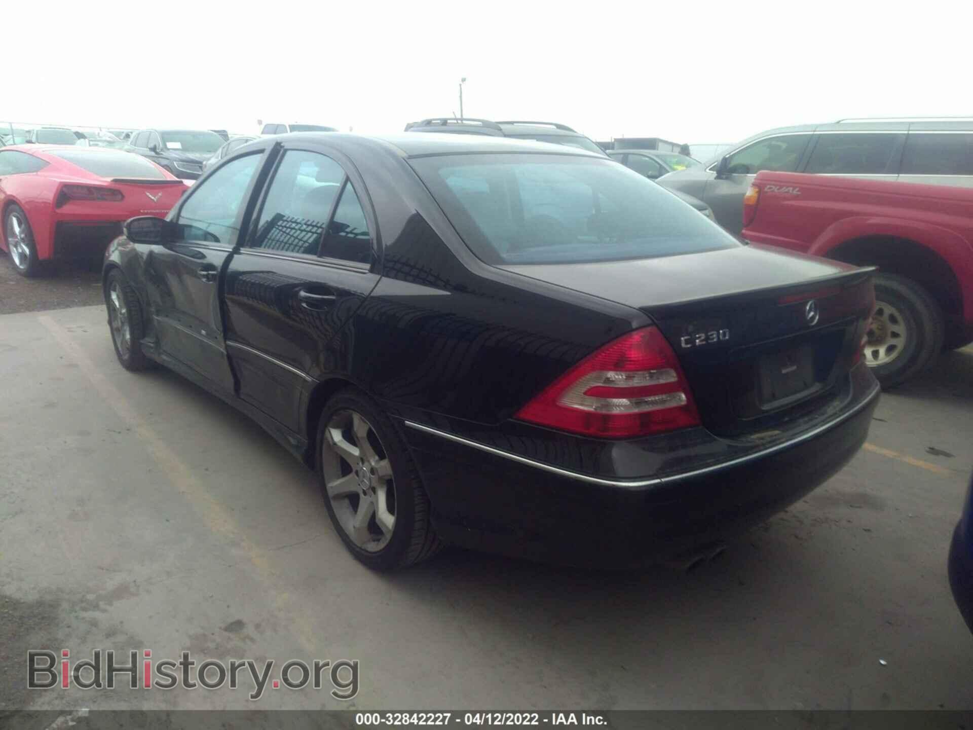 2007 MERCEDES-BENZ C-CLASS - VIN: WDBRF52H07F919279 - Фото 3