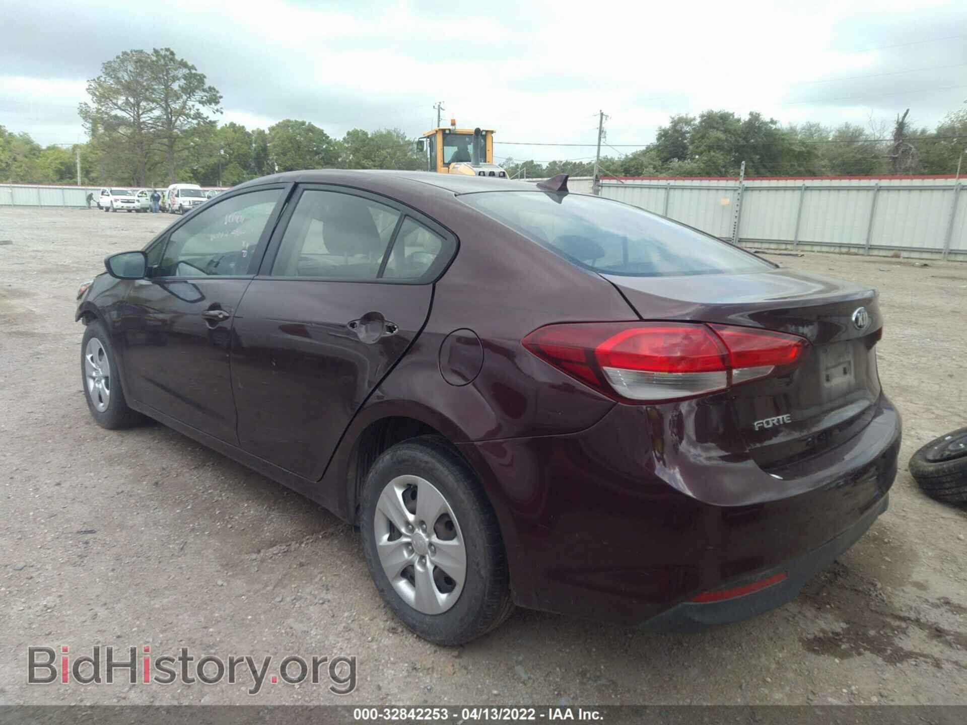 2017 KIA FORTE - VIN: 3KPFL4A78HE098671 - Фото 3