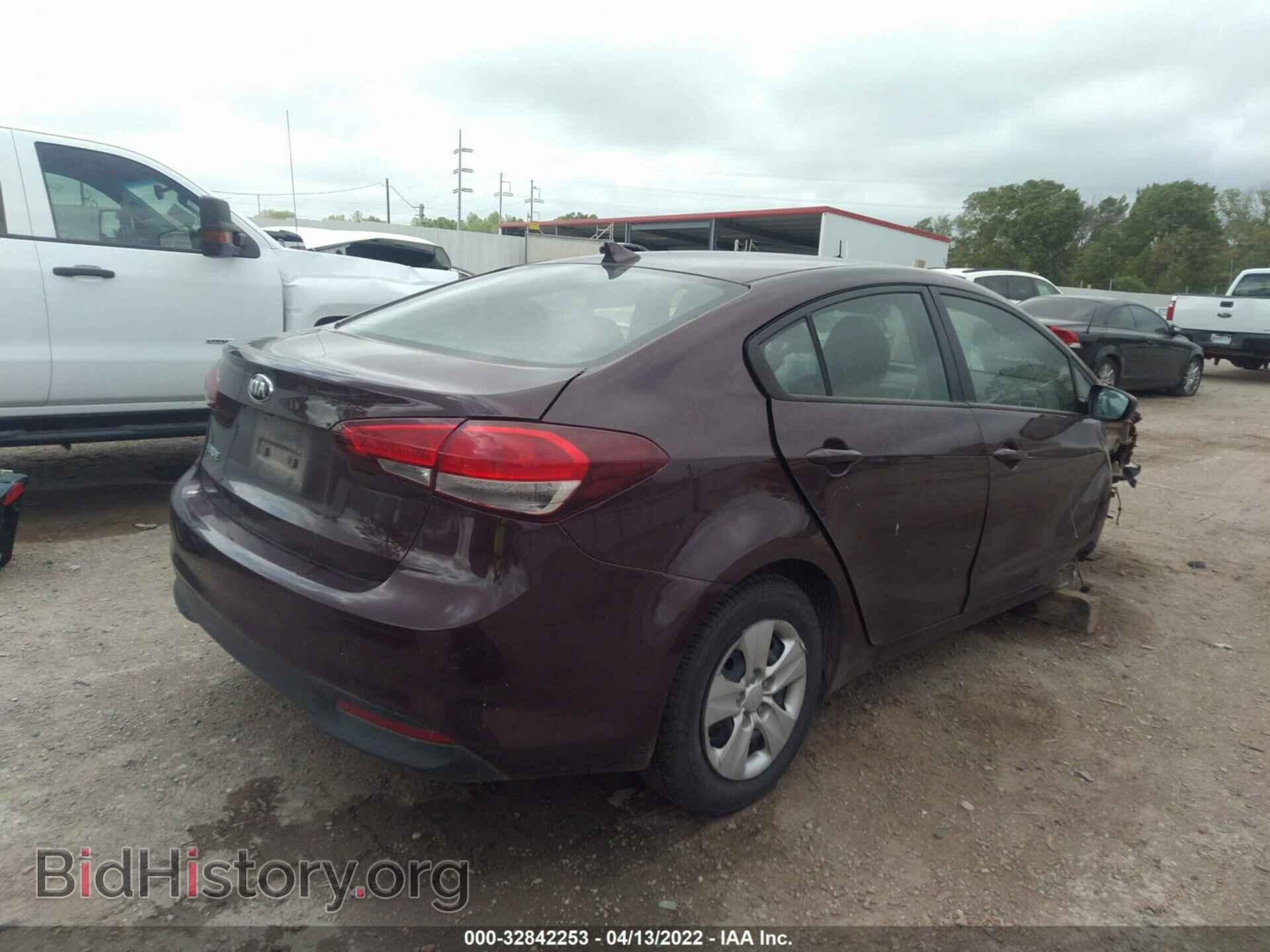 2017 KIA FORTE - VIN: 3KPFL4A78HE098671 - Фото 4