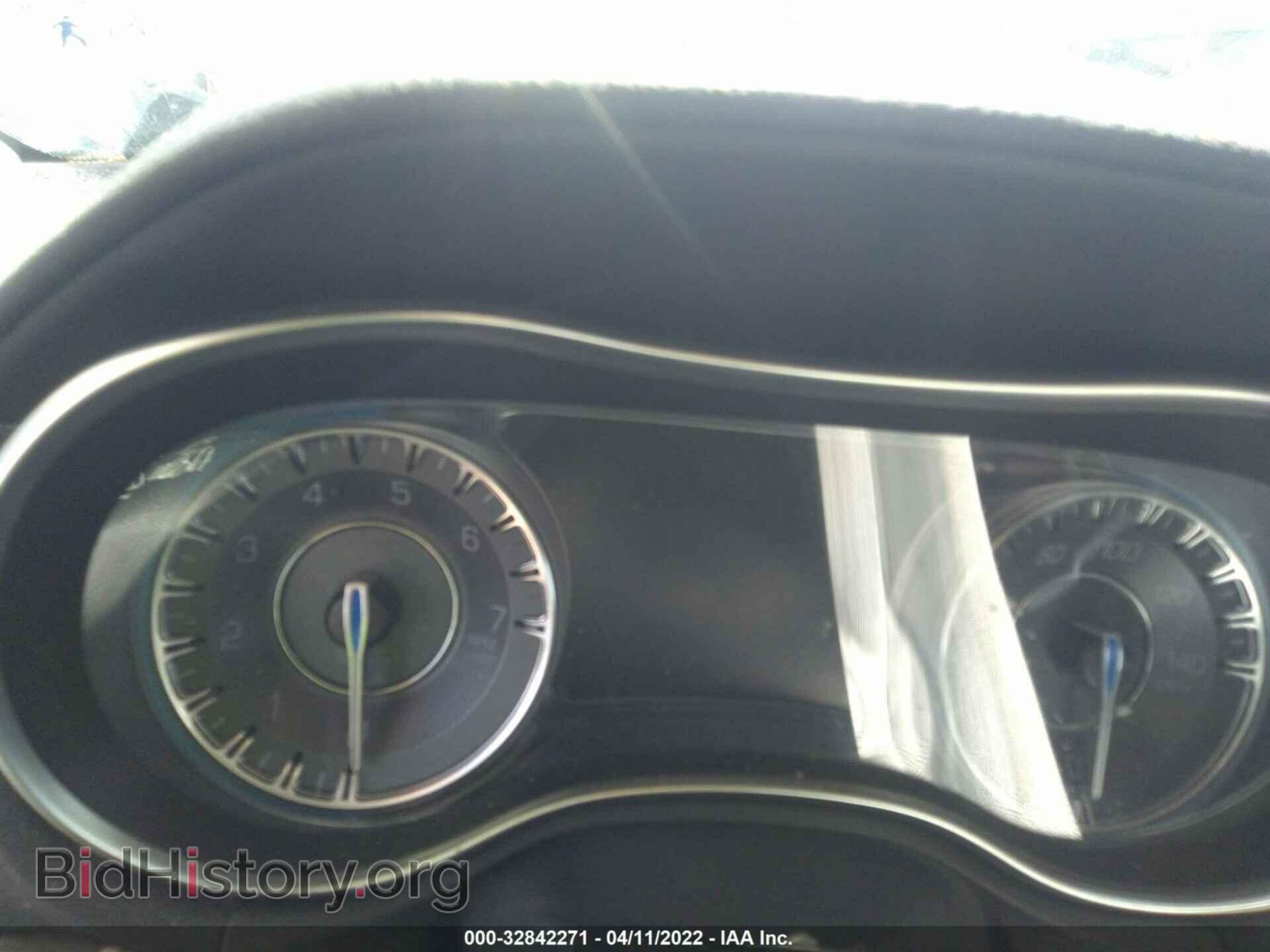 2015 CHRYSLER 300 - VIN: 2C3CCAAG6FH922013 - Фото 7