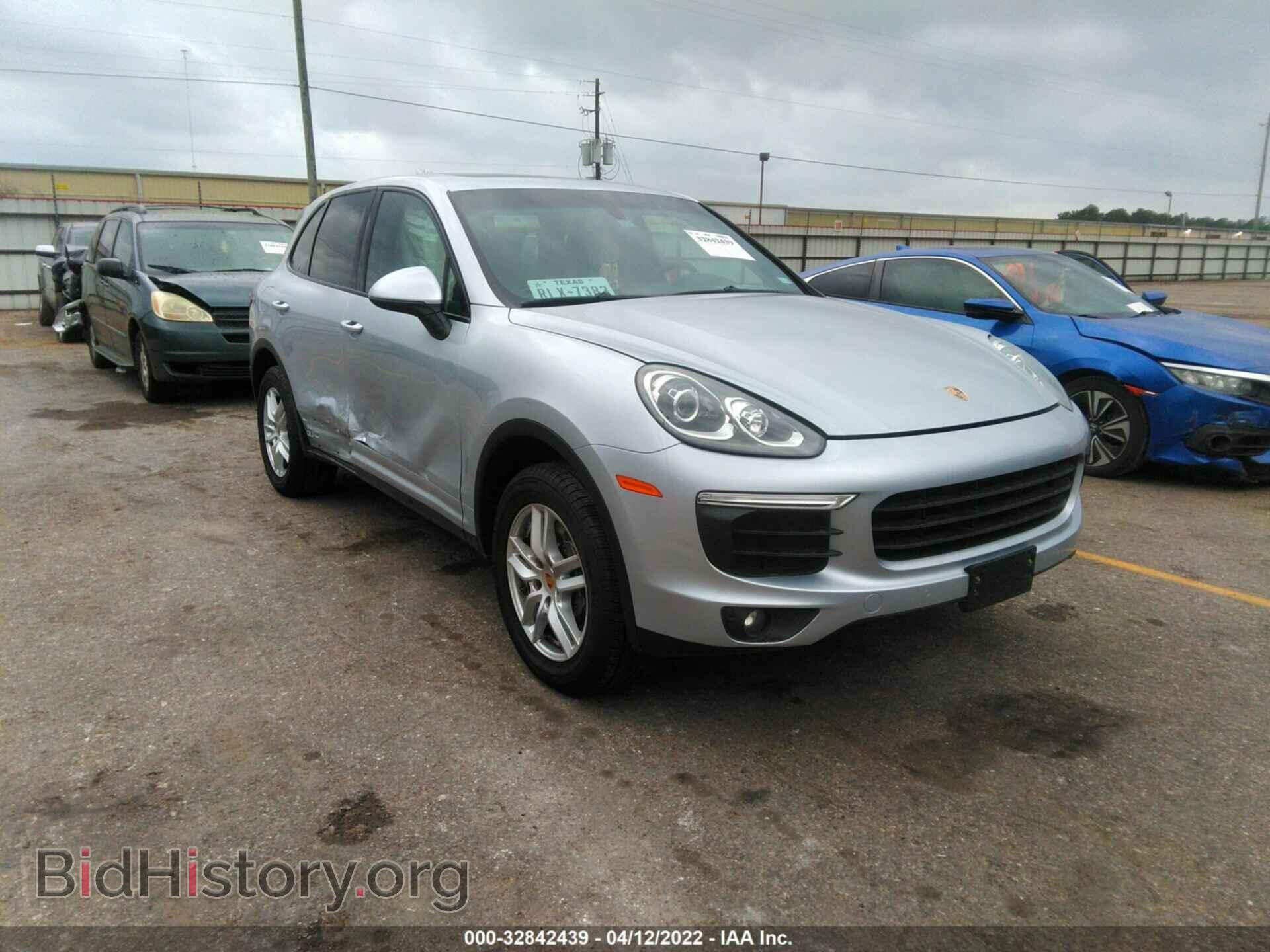 Фотография WP1AA2A29GLA10689 - PORSCHE CAYENNE 2016