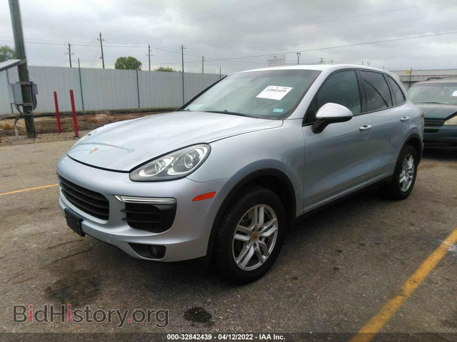 2016 PORSCHE CAYENNE - VIN: WP1AA2A29GLA10689 - Фото 2