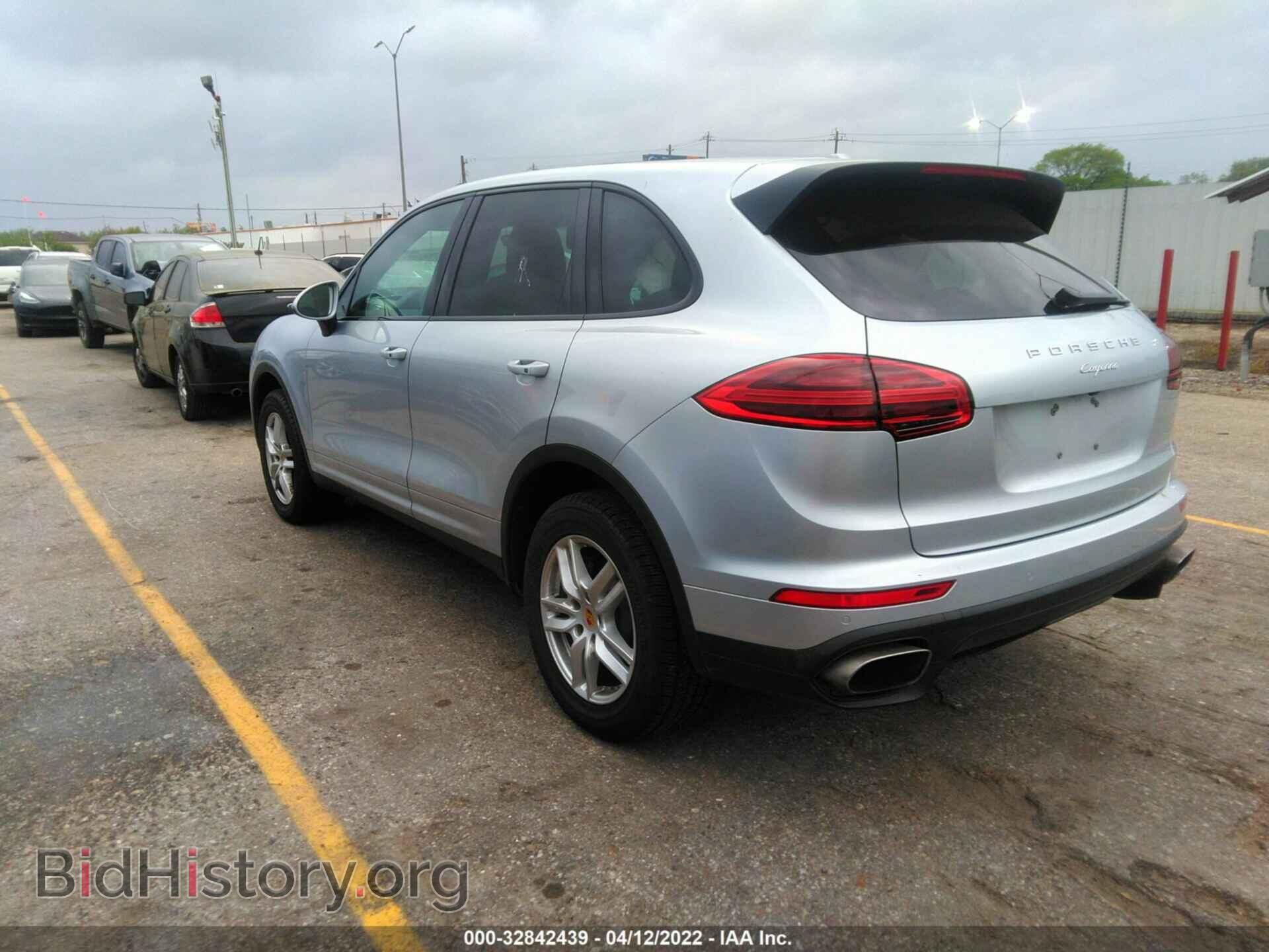 2016 PORSCHE CAYENNE - VIN: WP1AA2A29GLA10689 - Фото 3