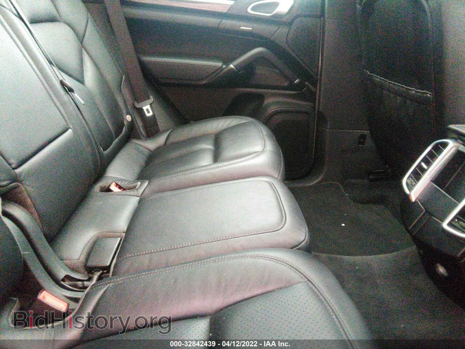 2016 PORSCHE CAYENNE - VIN: WP1AA2A29GLA10689 - Фото 8