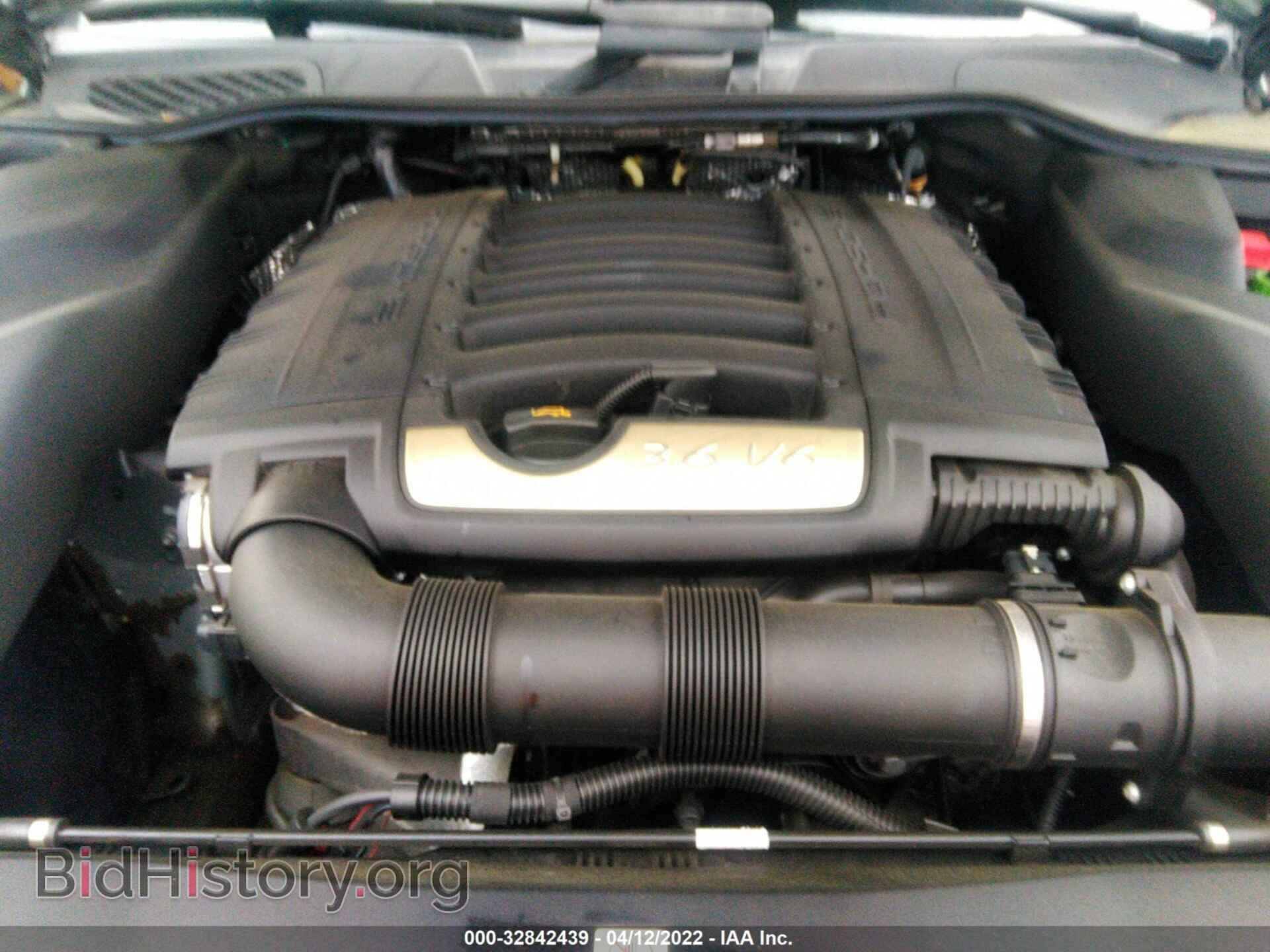 2016 PORSCHE CAYENNE - VIN: WP1AA2A29GLA10689 - Фото 10