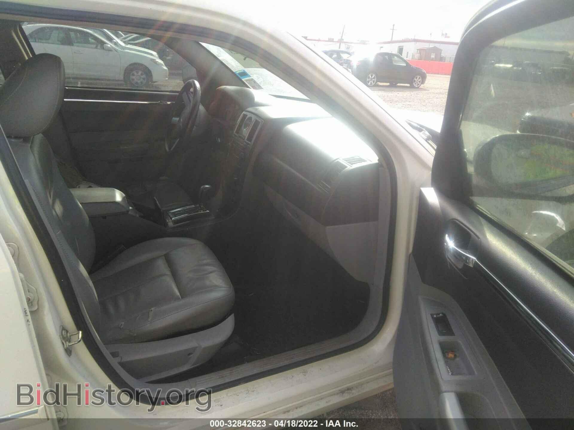 2007 CHRYSLER 300 - VIN: 2C3KA53G07H628145 - Фото 5