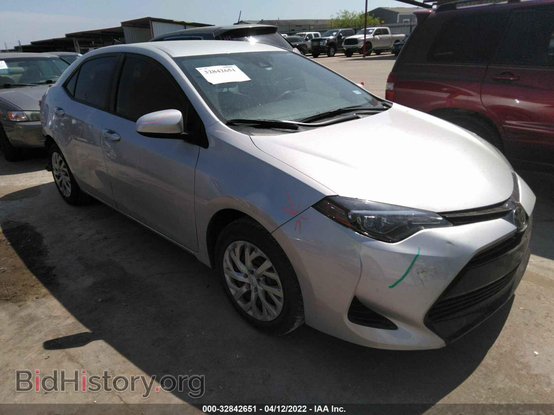 Photo 5YFBURHE9HP691970 - TOYOTA COROLLA 2017