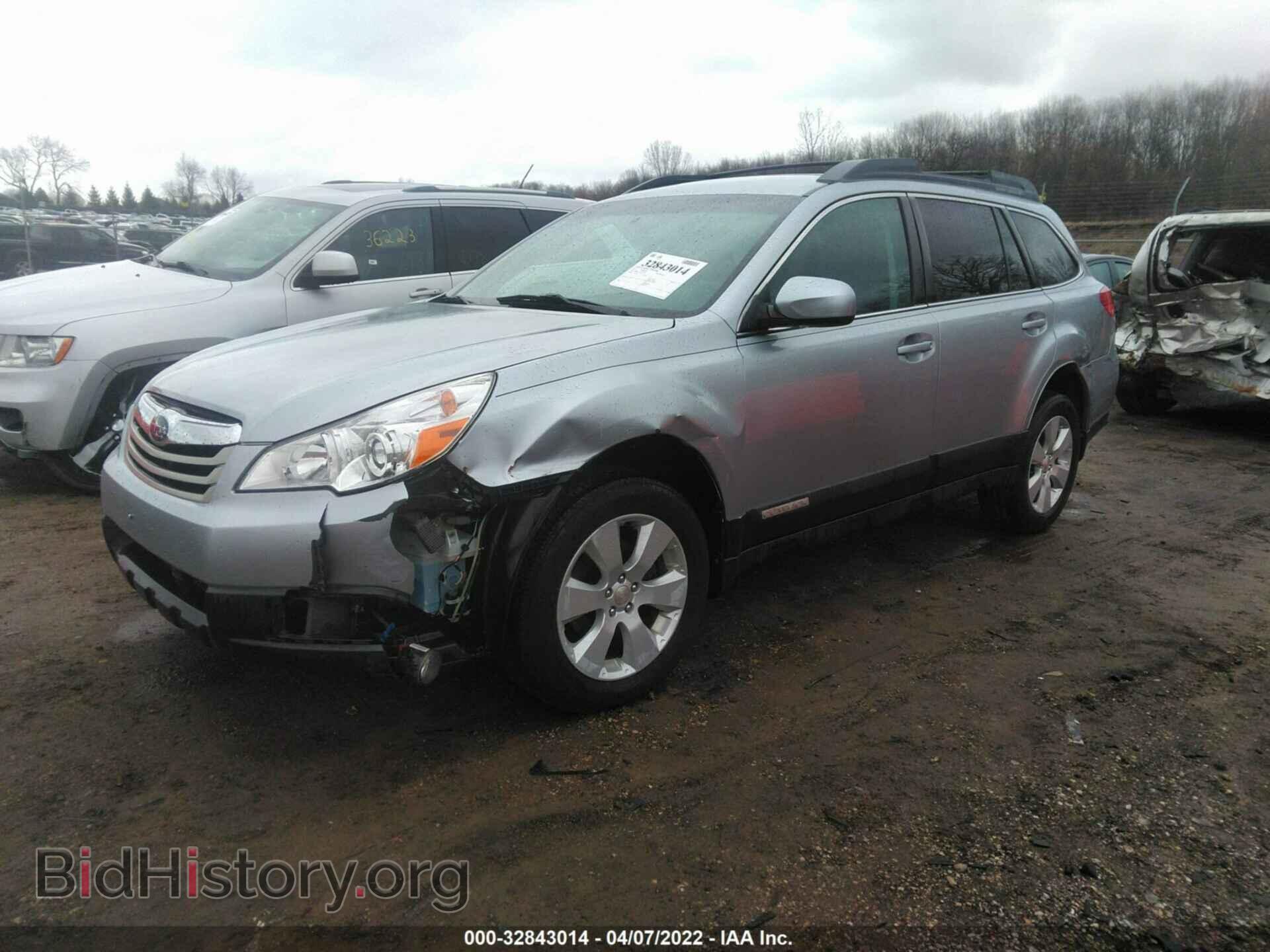 2012 SUBARU OUTBACK - VIN: 4S4BRCCC7C3213256 - Фото 2