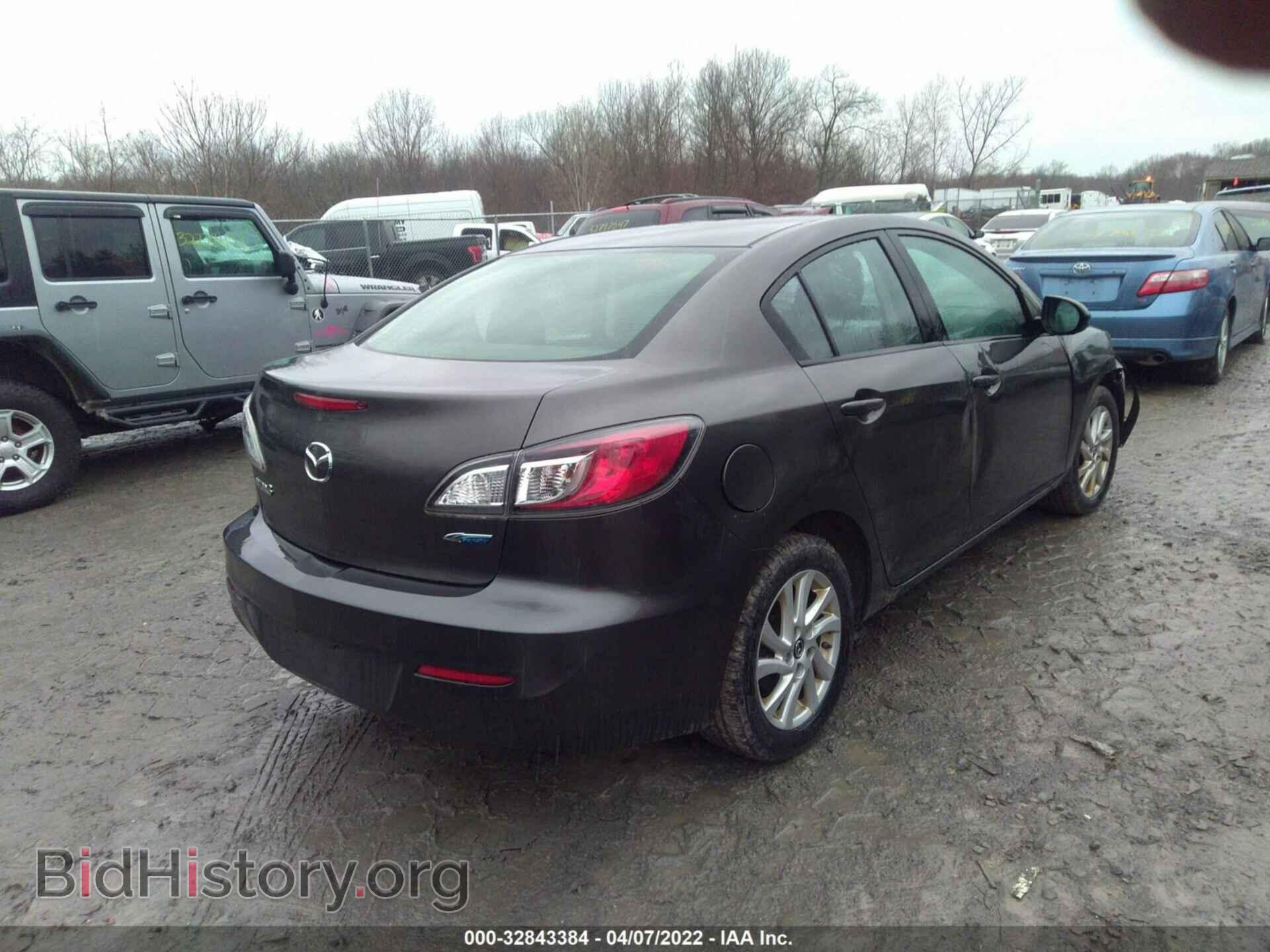 2013 MAZDA MAZDA3 - VIN: JM1BL1VP2D1751077 - Фото 4