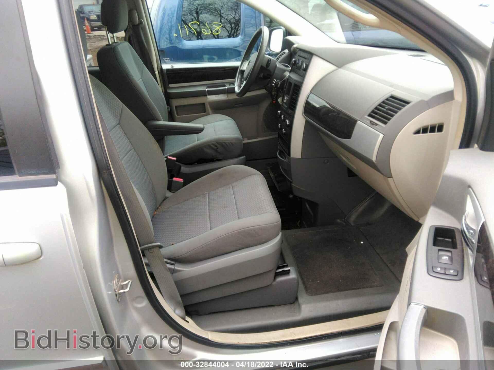 2010 DODGE GRAND CARAVAN - VIN: 2D4RN5D11AR336680 - Фото 5