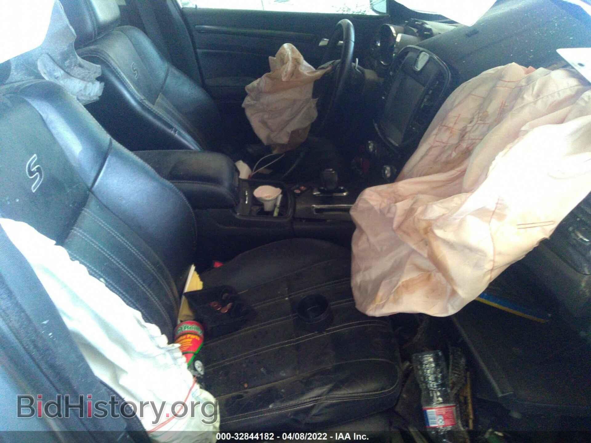 2014 CHRYSLER 300 - VIN: 2C3CCABG0EH336257 - Фото 5