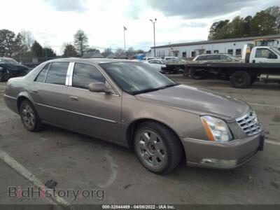 2006 Cadillac DTS W/1SD, gold — VIN 1G6KD57Y66U222911, IAAI