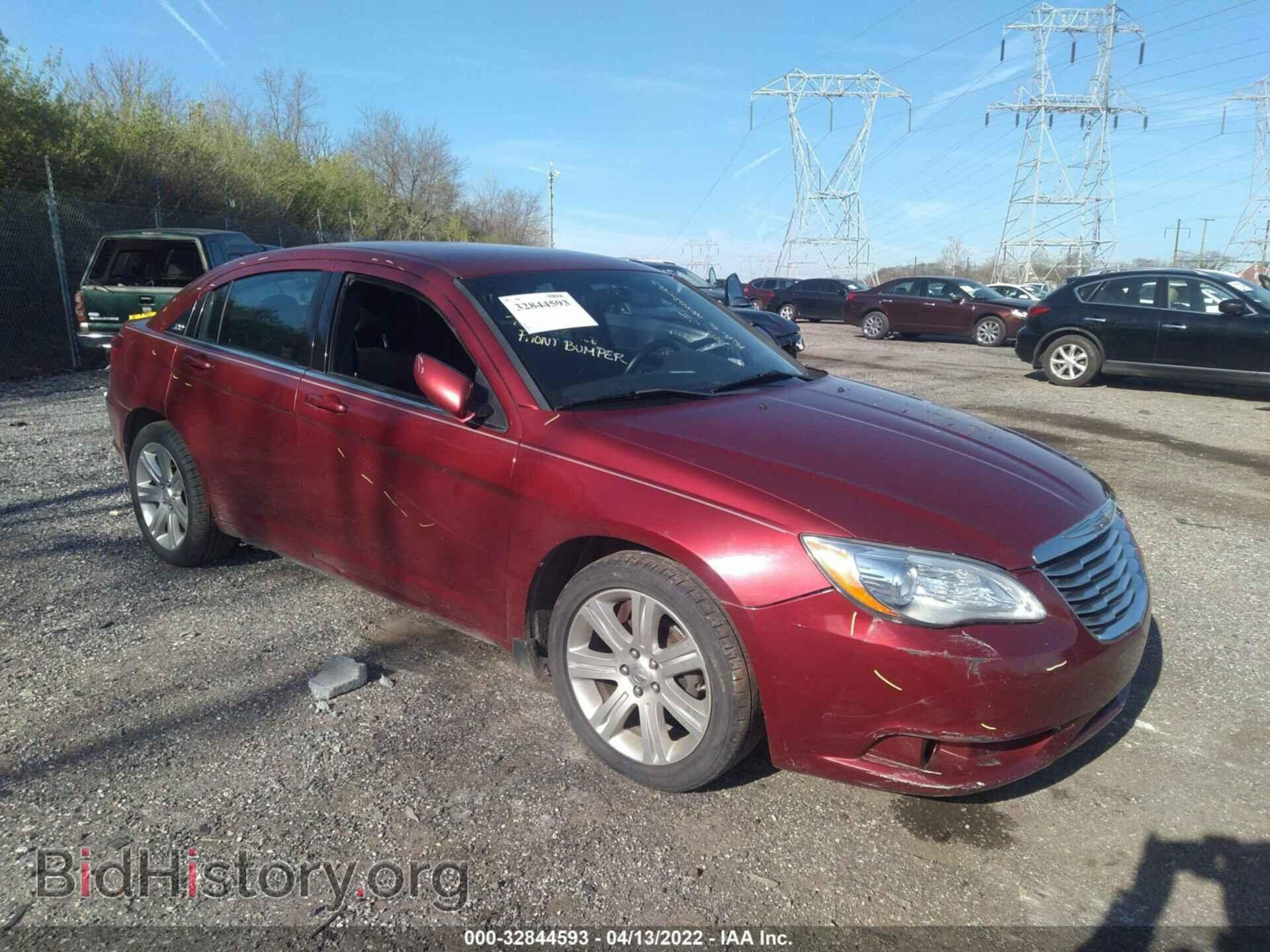 Photo 1C3CCBAB8DN698645 - CHRYSLER 200 2013