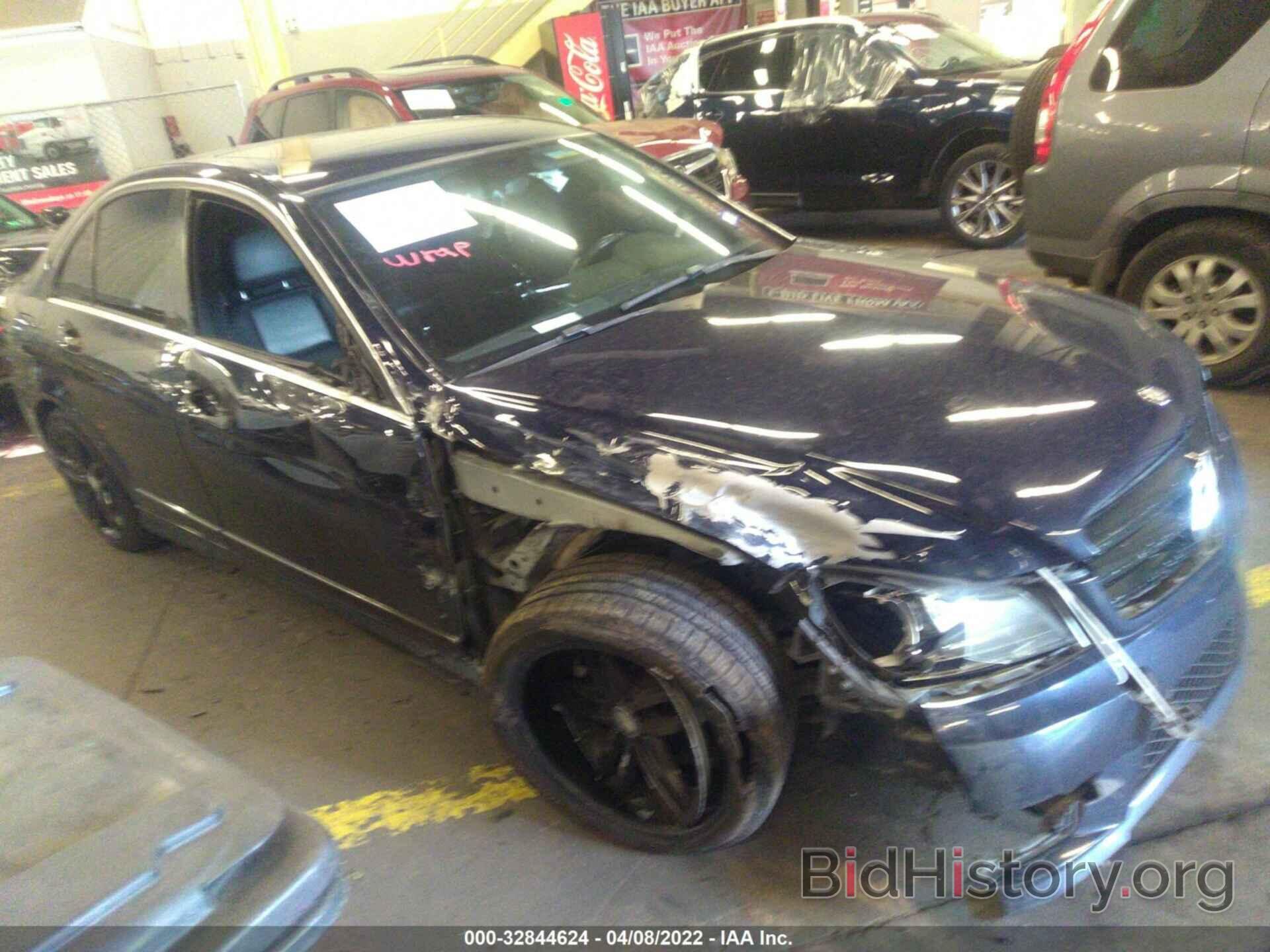 Photo WDDGF4HB5DR276160 - MERCEDES-BENZ C-CLASS 2013