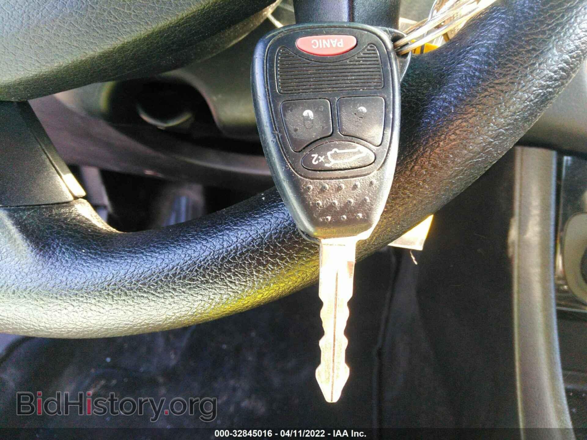 2012 CHRYSLER 200 - VIN: 1C3CCBAB3CN320697 - Фото 11