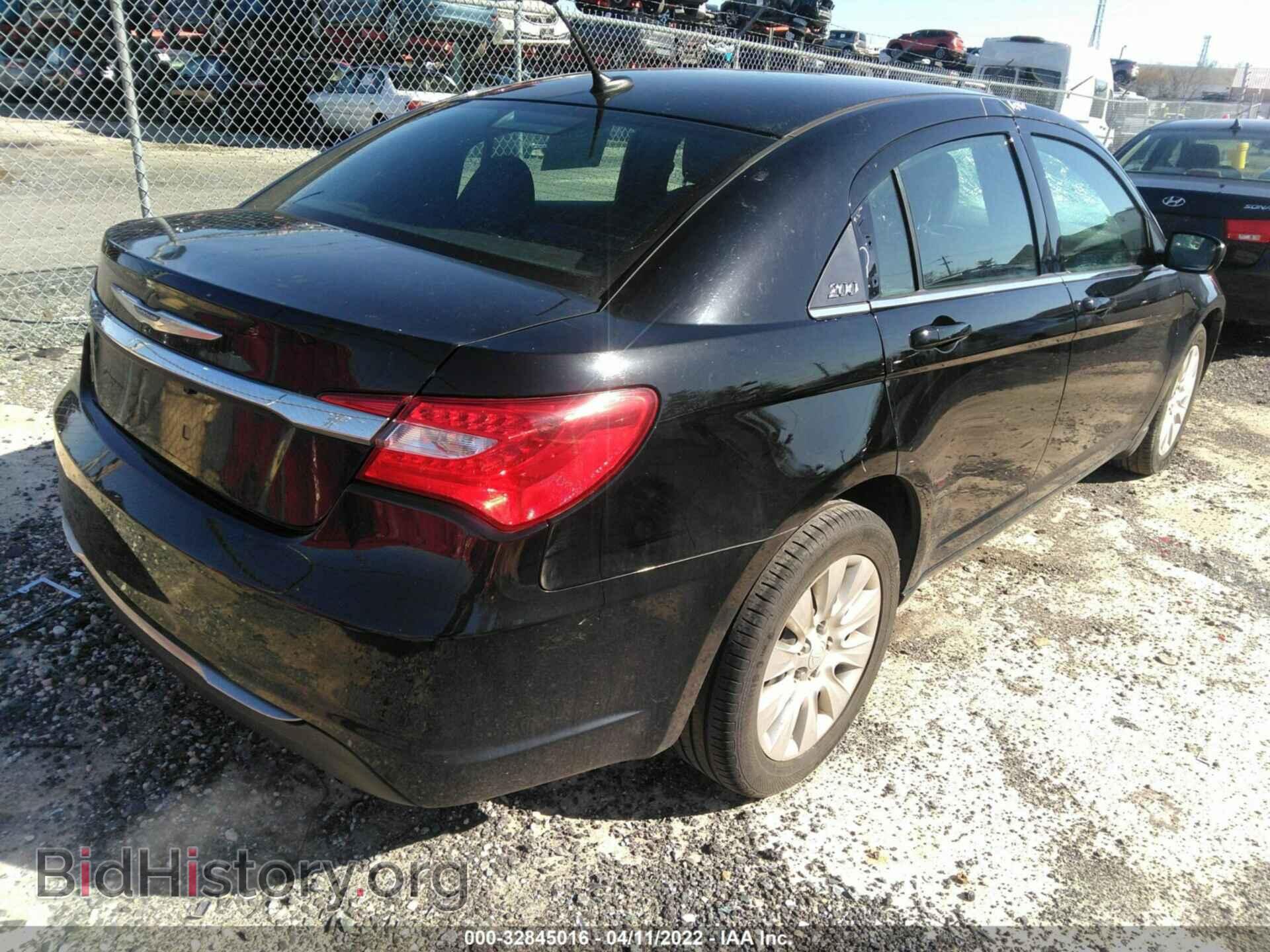2012 CHRYSLER 200 - VIN: 1C3CCBAB3CN320697 - Фото 4