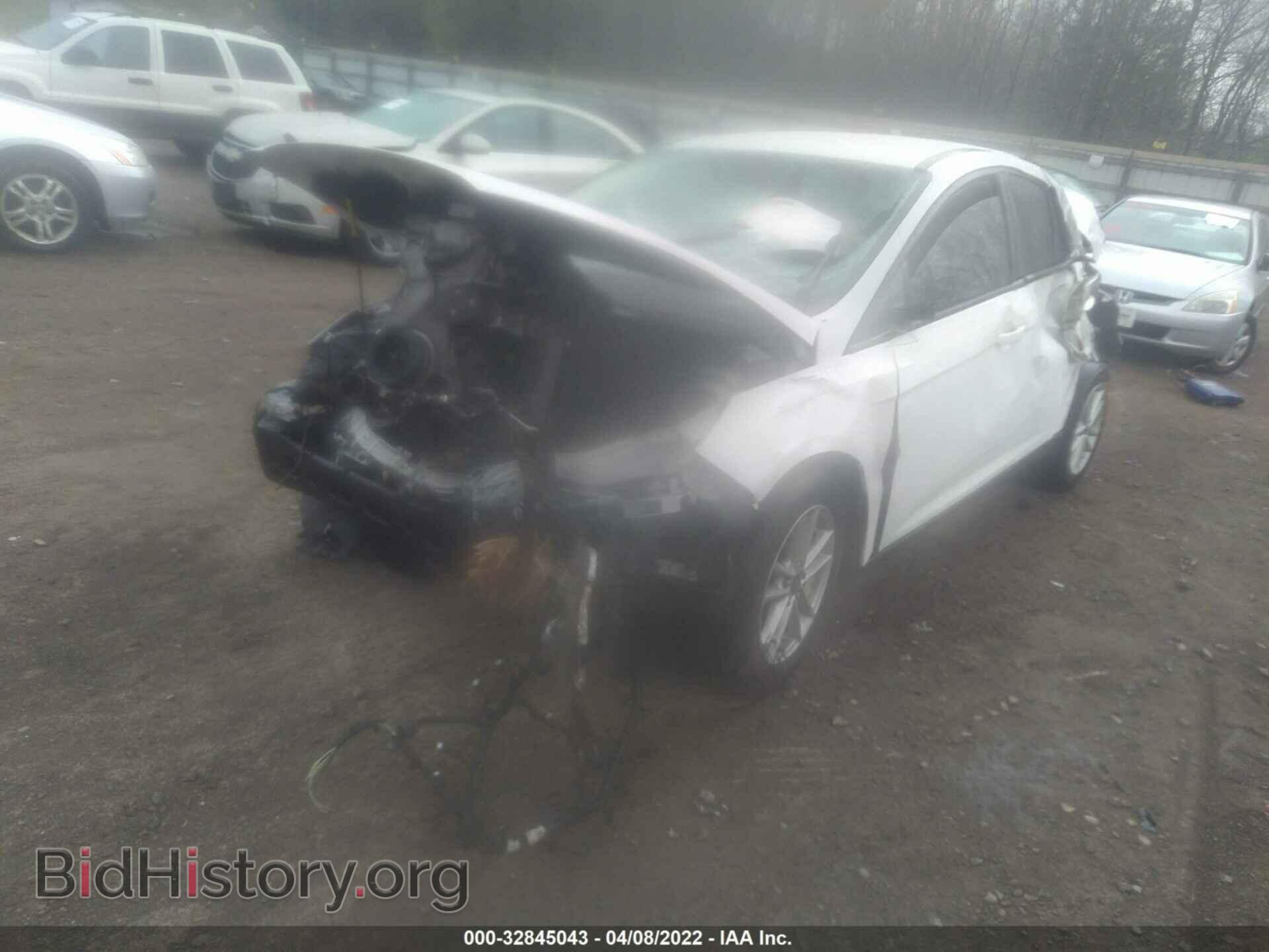 2016 FORD FOCUS - VIN: 1FADP3F25GL264482 - Фото 2
